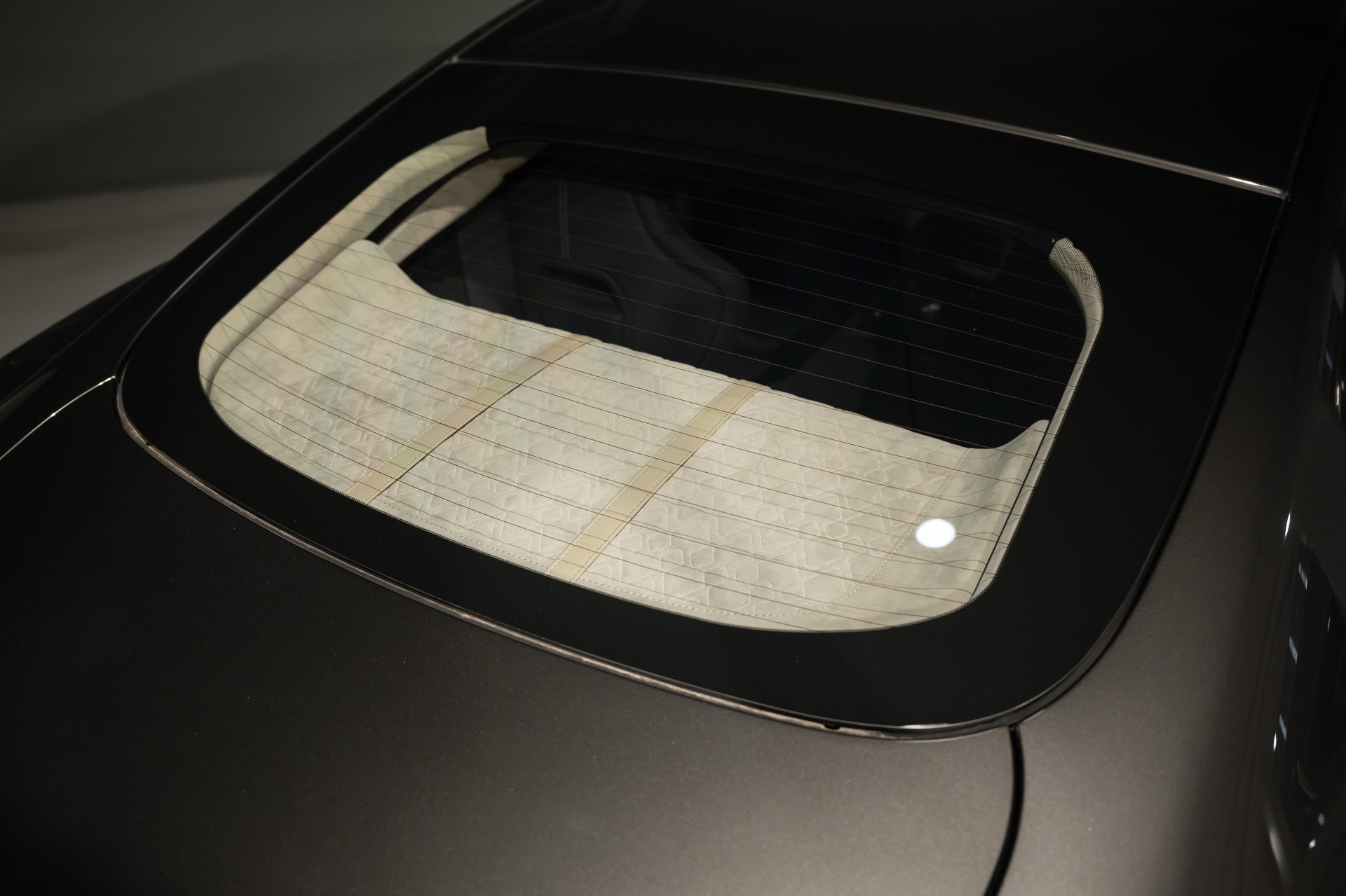 ASTON MARTIN Rapide 6.0 S V12-image-15