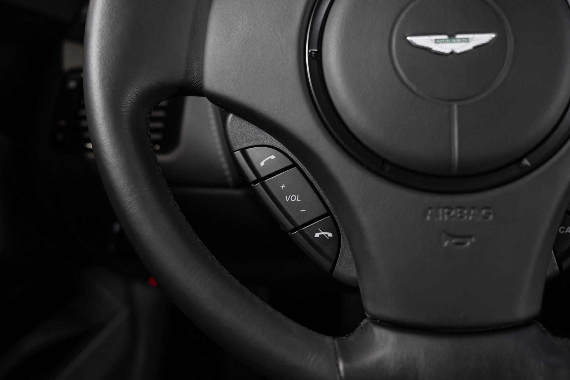 ASTON MARTIN Rapide 6.0 S V12-image-28