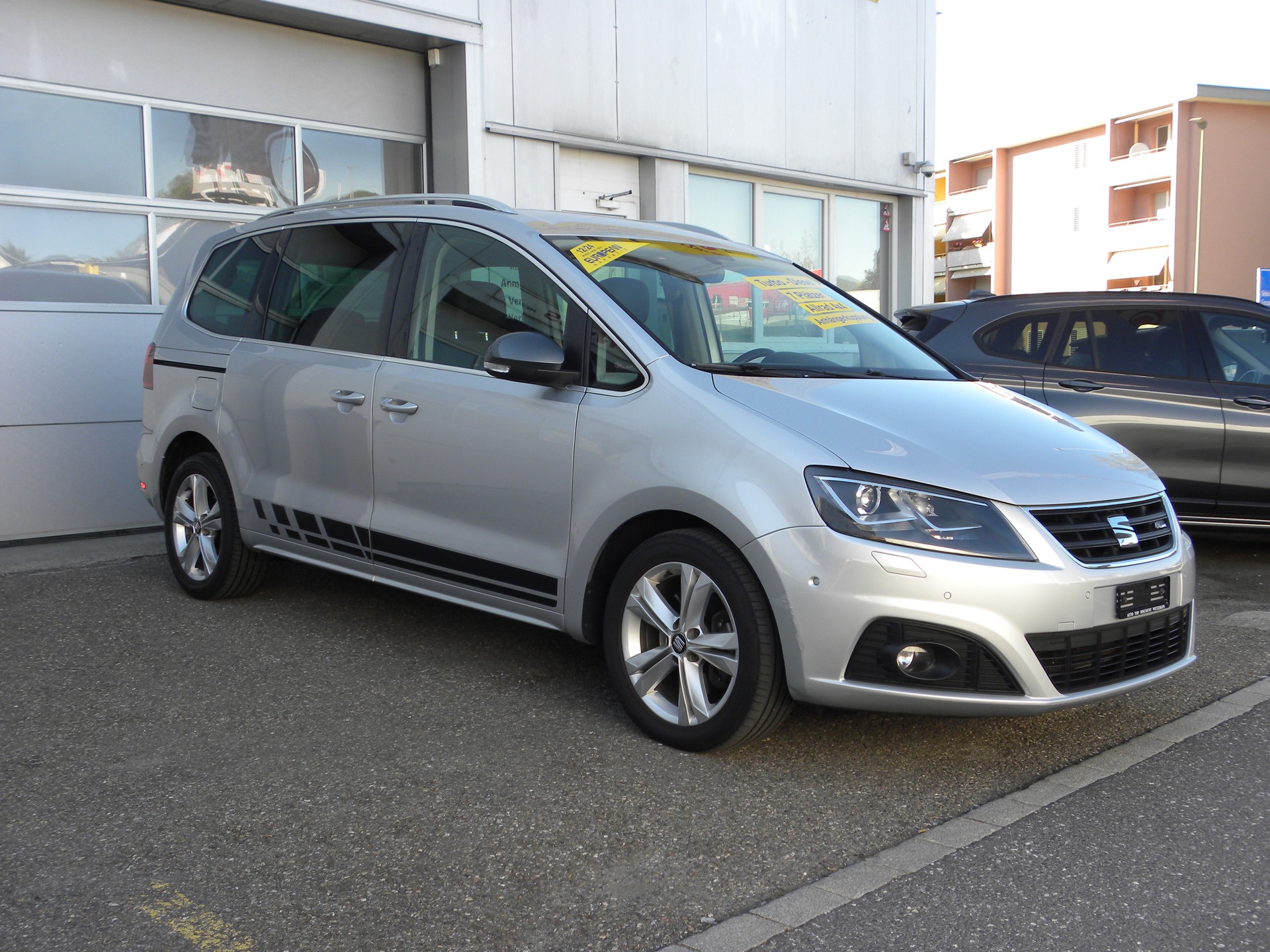 SEAT Alhambra 2.0 TDI FR Line 4Drive 7 Plätzer-image-1