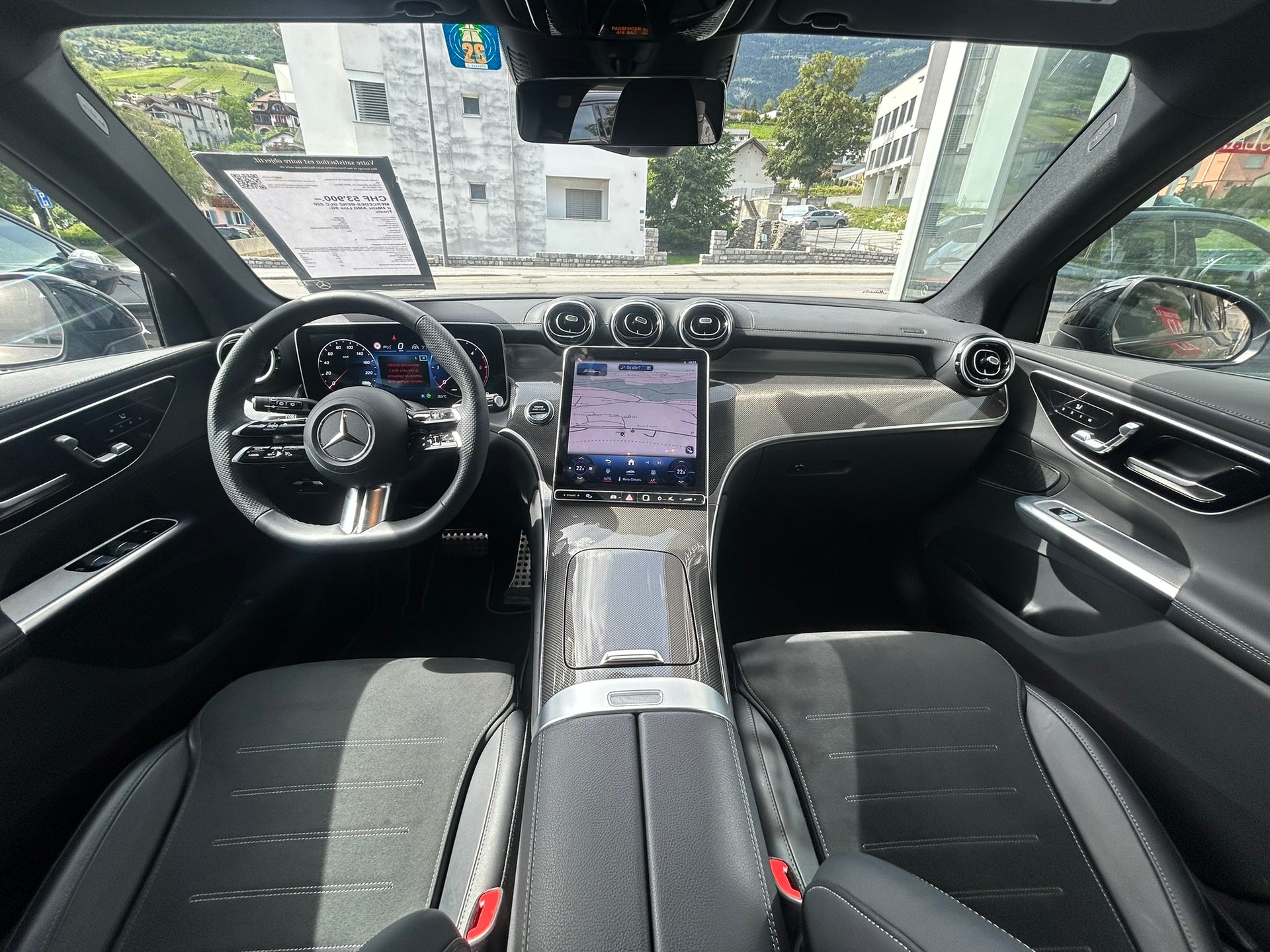 MERCEDES-BENZ GLC 220 d 4Matic AMG Line 9G-Tronic-image-8