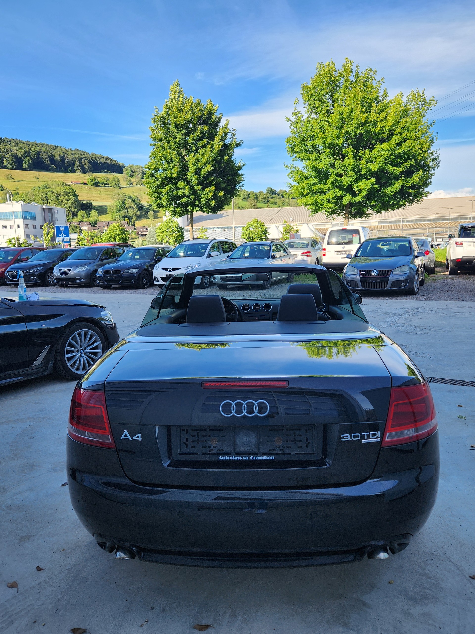 AUDI A4 Cabriolet 3.0 TDI quattro-image-3