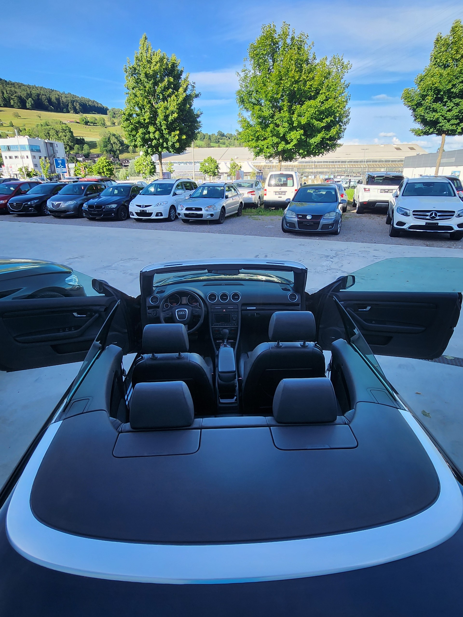 AUDI A4 Cabriolet 3.0 TDI quattro-image-8