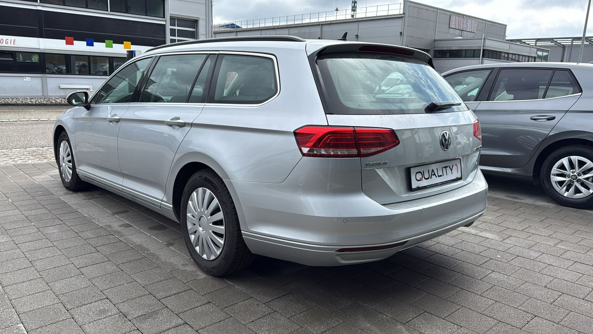 VW Passat Variant 2.0 TDI BMT Comfortline DSG-image-10