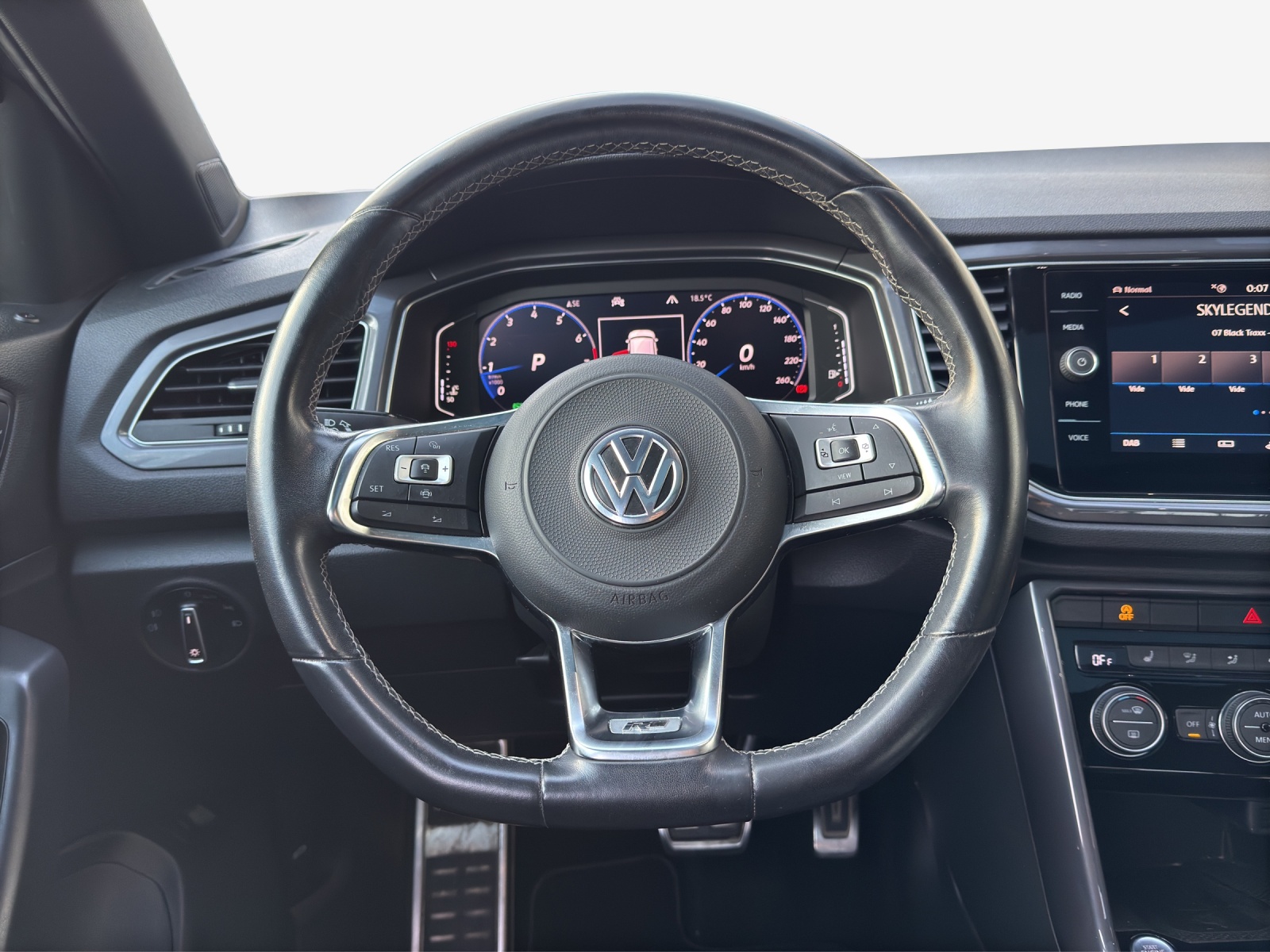 VW T-Roc 2.0 TSI Sport DSG 4Motion-image-9