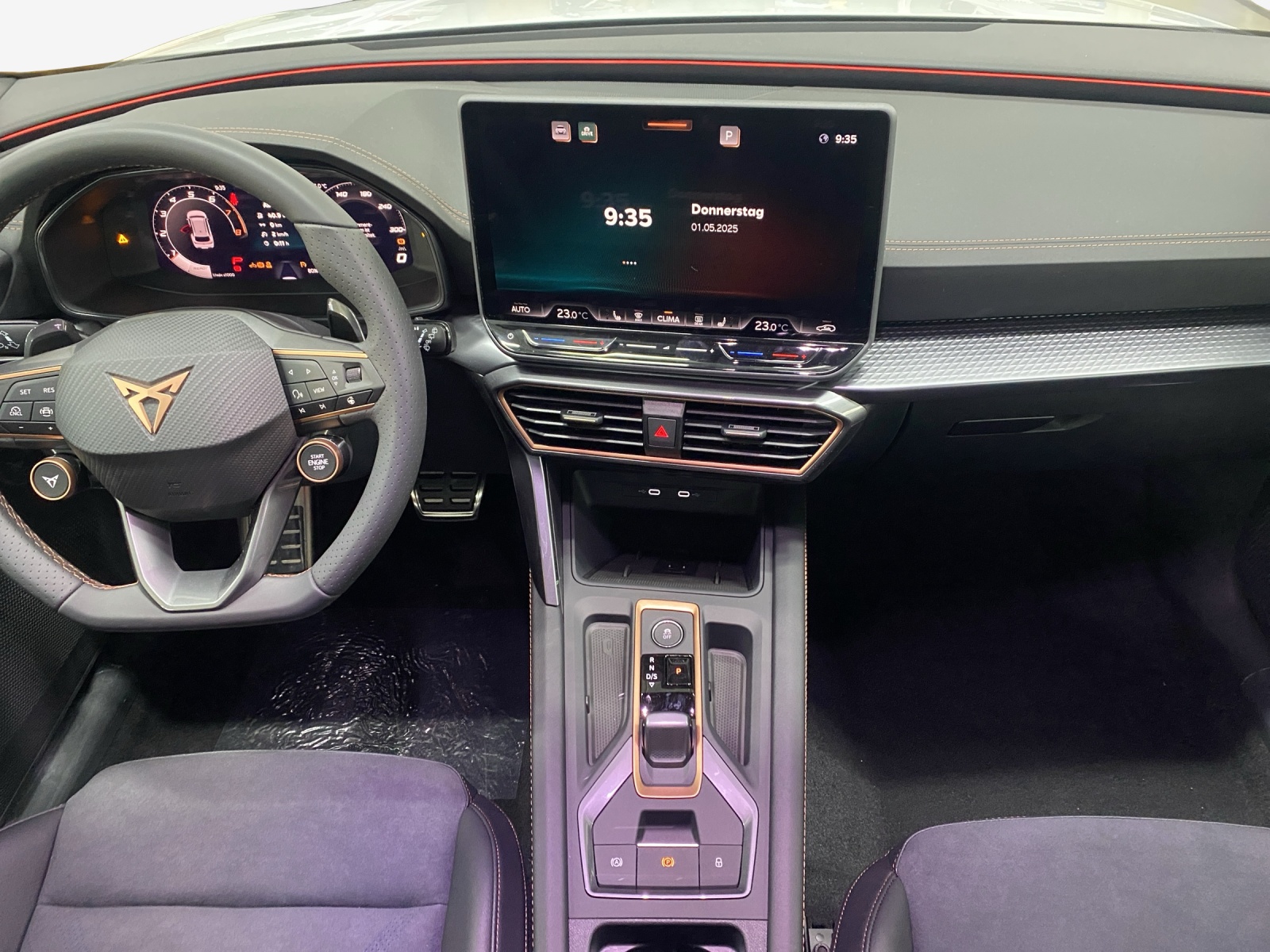 CUPRA LEON ST 2.0 TSI DSG 4Drive-image-10