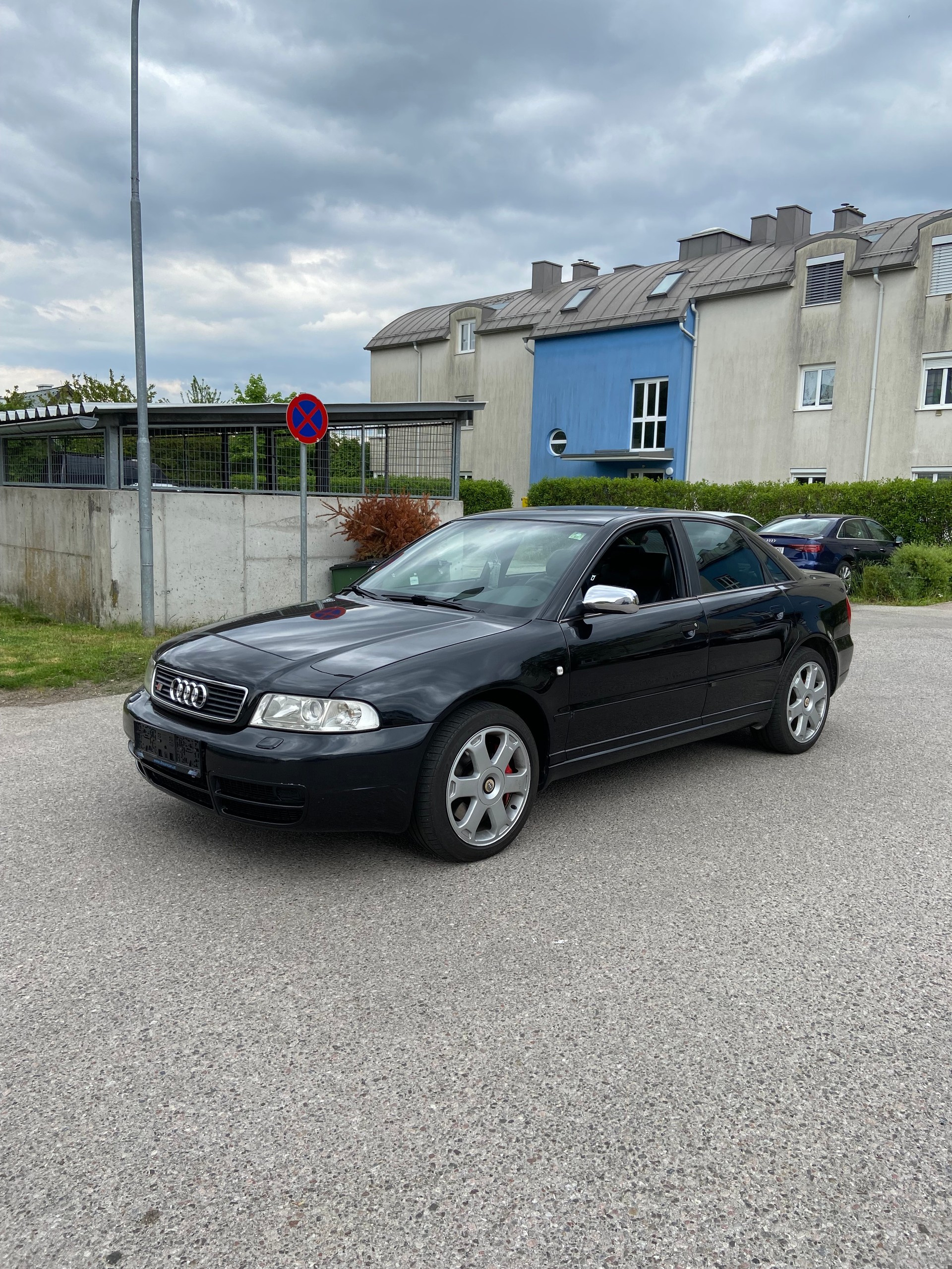 AUDI 2.7 V6 Biturbo quattro-image-0