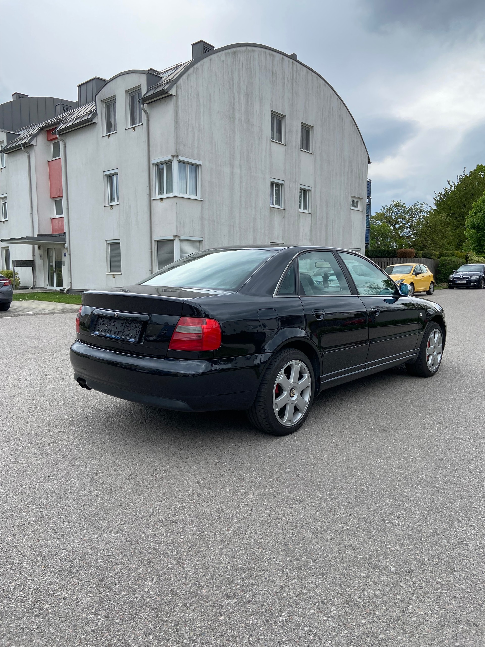 AUDI 2.7 V6 Biturbo quattro-image-2