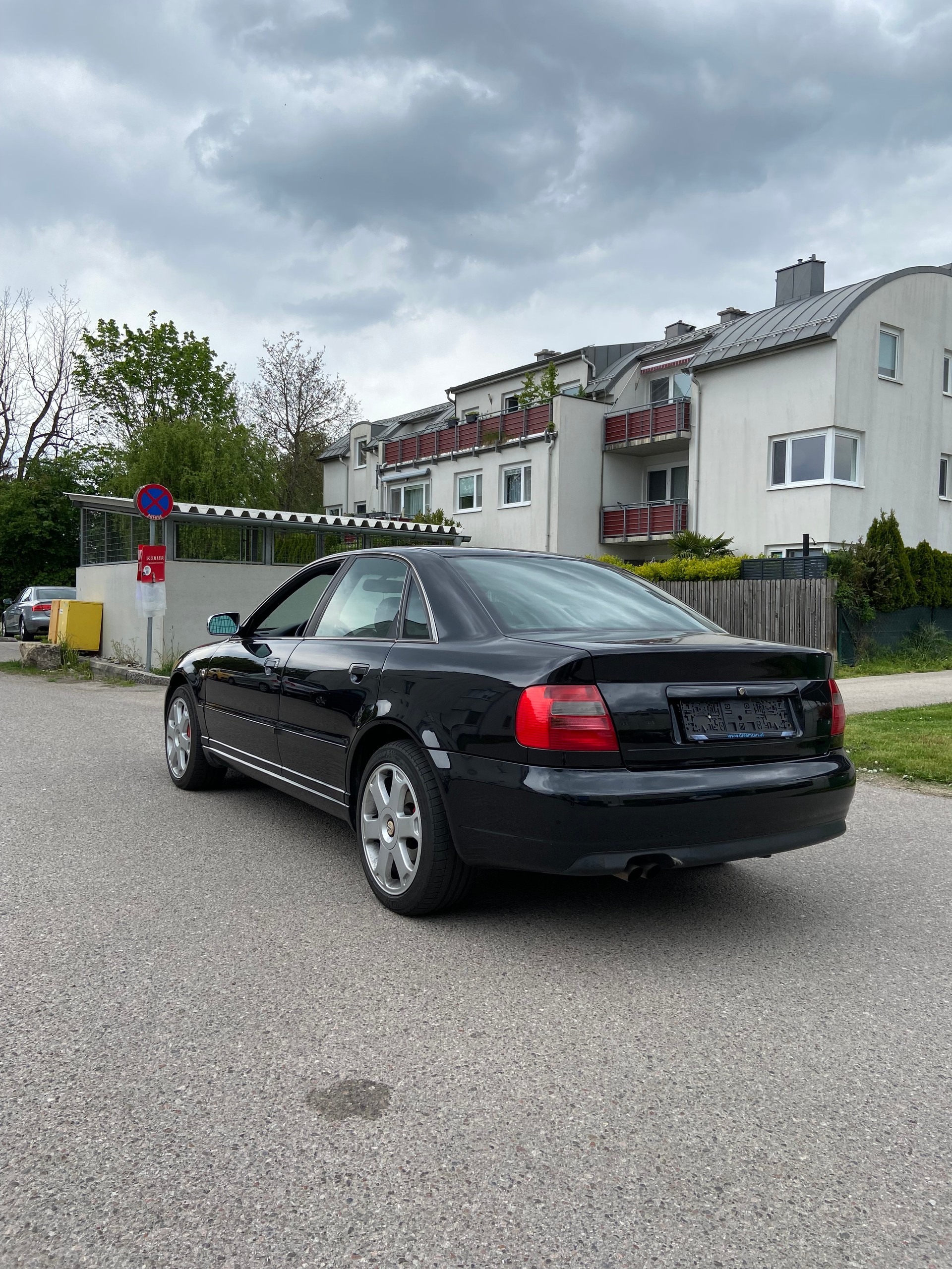 AUDI 2.7 V6 Biturbo quattro-image-3