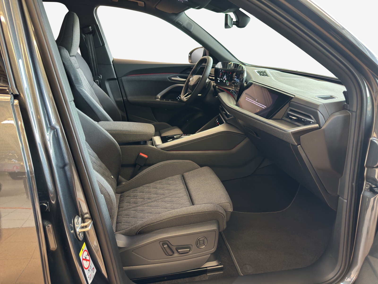 AUDI Q5 TDI quattro 150 kW S-tronic-image-13