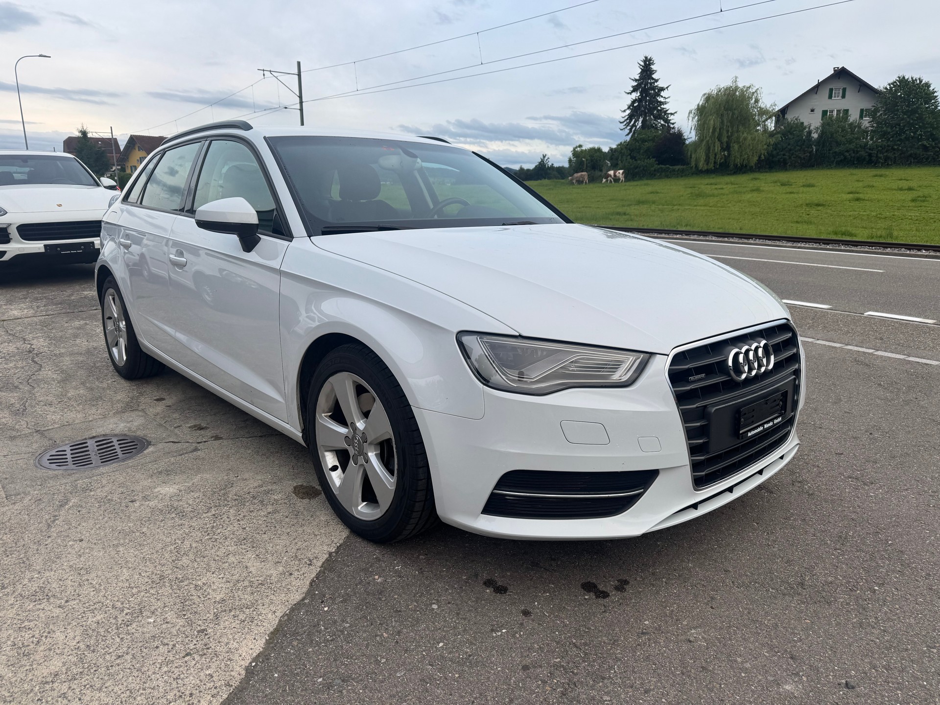 AUDI A3 Sportback 2.0 TDI Ambition quattro S-tronic-image-1