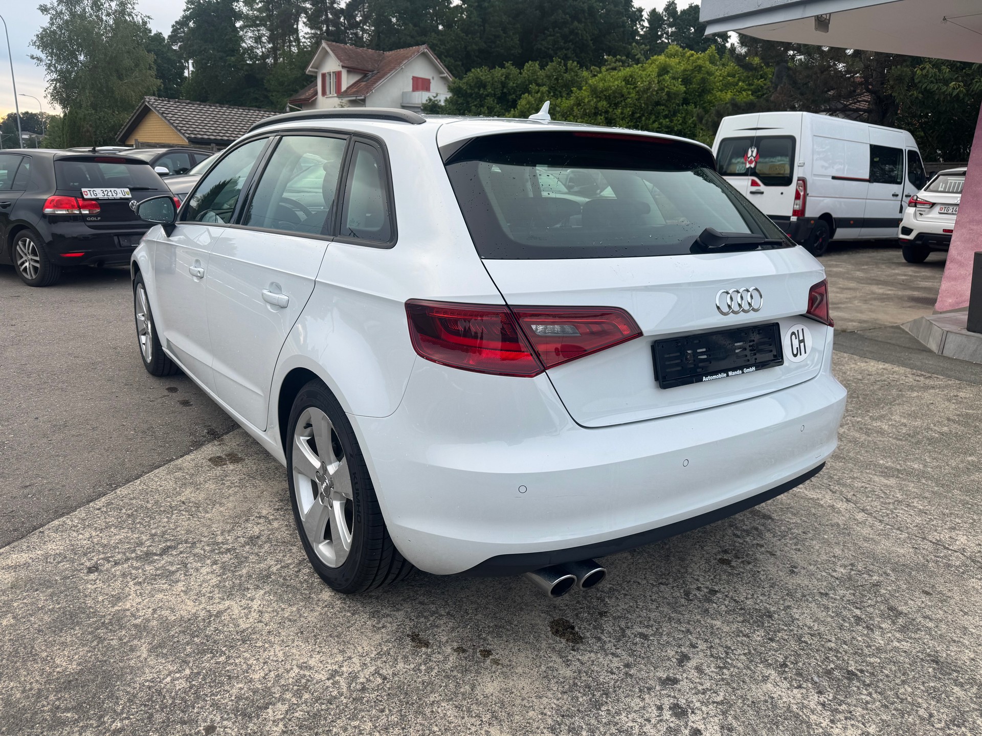 AUDI A3 Sportback 2.0 TDI Ambition quattro S-tronic-image-3