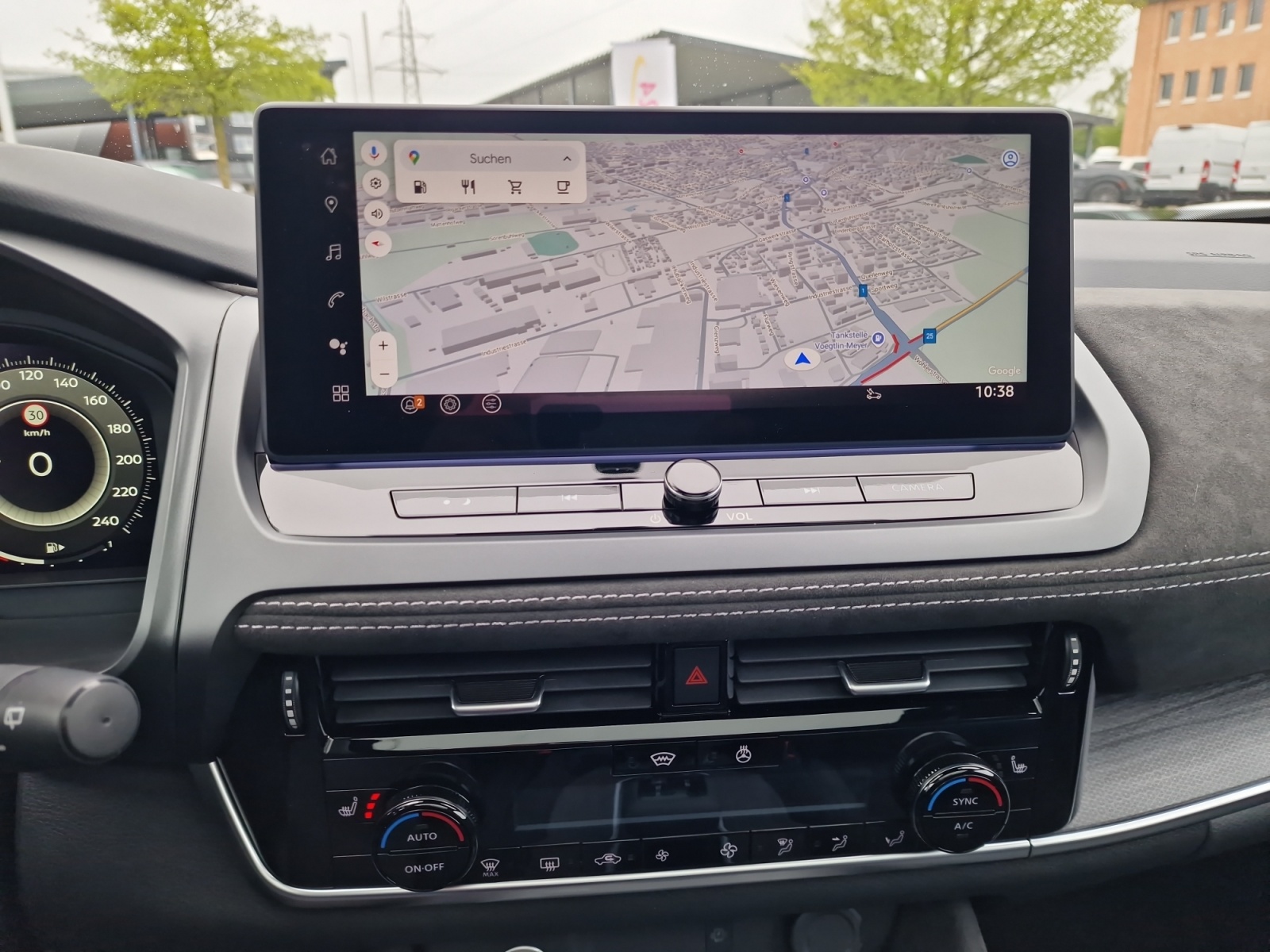 NISSAN Qashqai 1.3 DIG-T MHEV Tekna+ 4x4 Panorama-image-18
