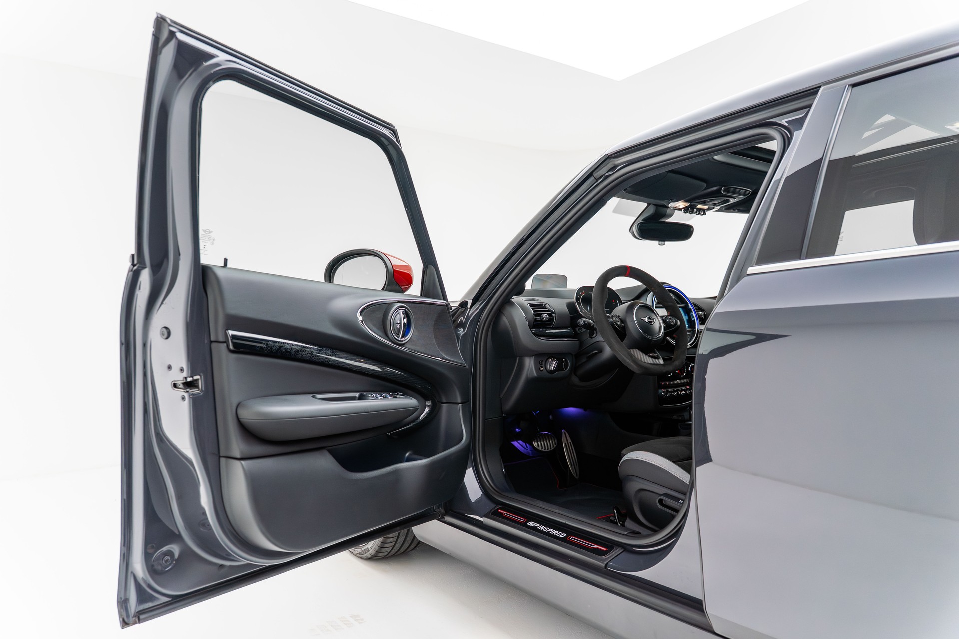 MINI Clubman Cooper John Cooper Works ALL4 Steptronic - GP INSPIRED-image-12