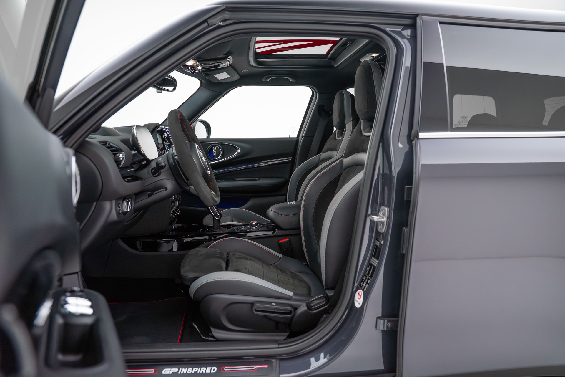 MINI Clubman Cooper John Cooper Works ALL4 Steptronic - GP INSPIRED-image-13