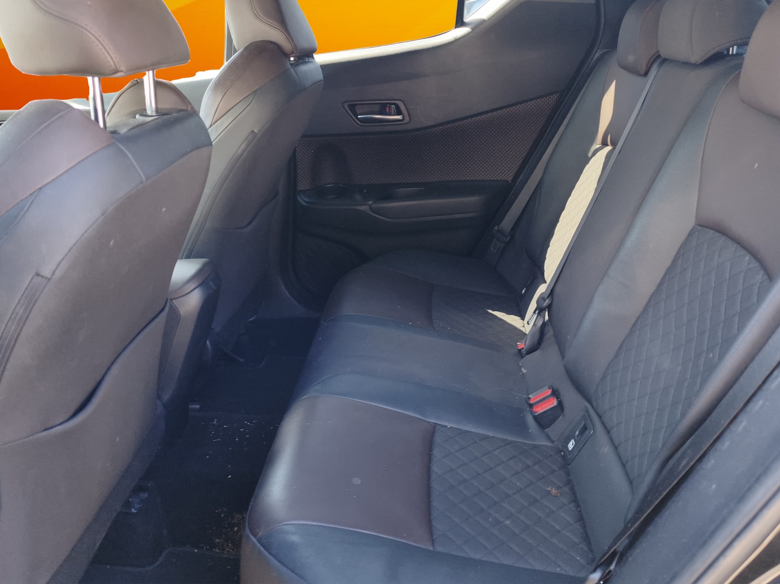 TOYOTA C-HR 1.2 Turbo Style 4WD Multidrive S-image-8