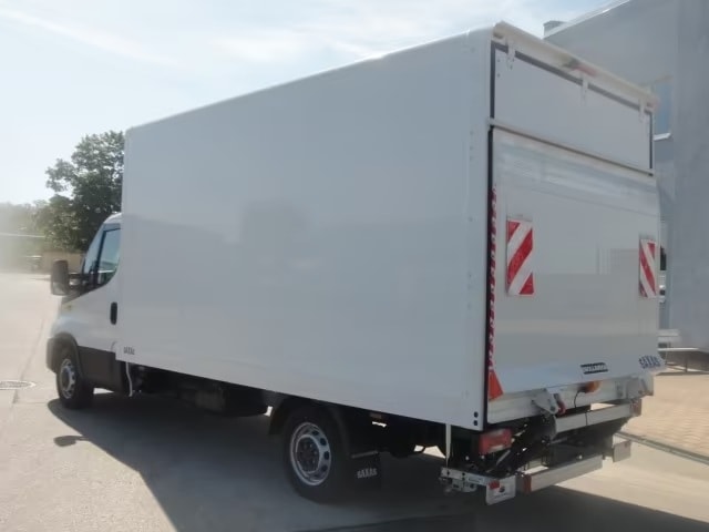 IVECO 35 S 16H Kofferumbau-image-5