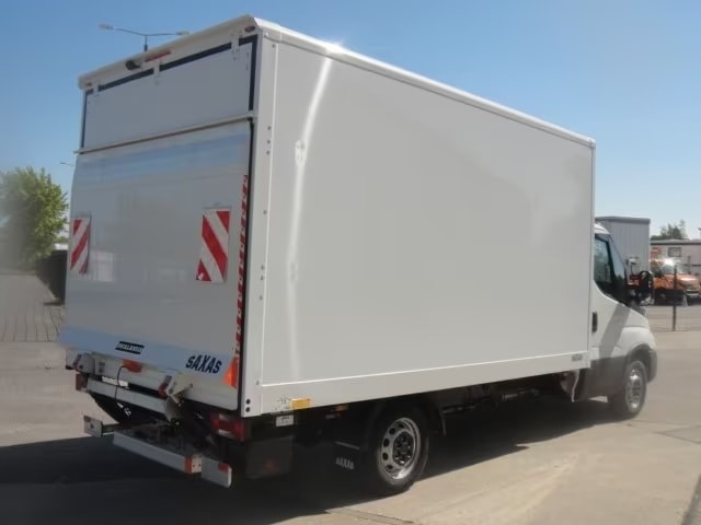IVECO 35 S 16H Kofferumbau-image-2