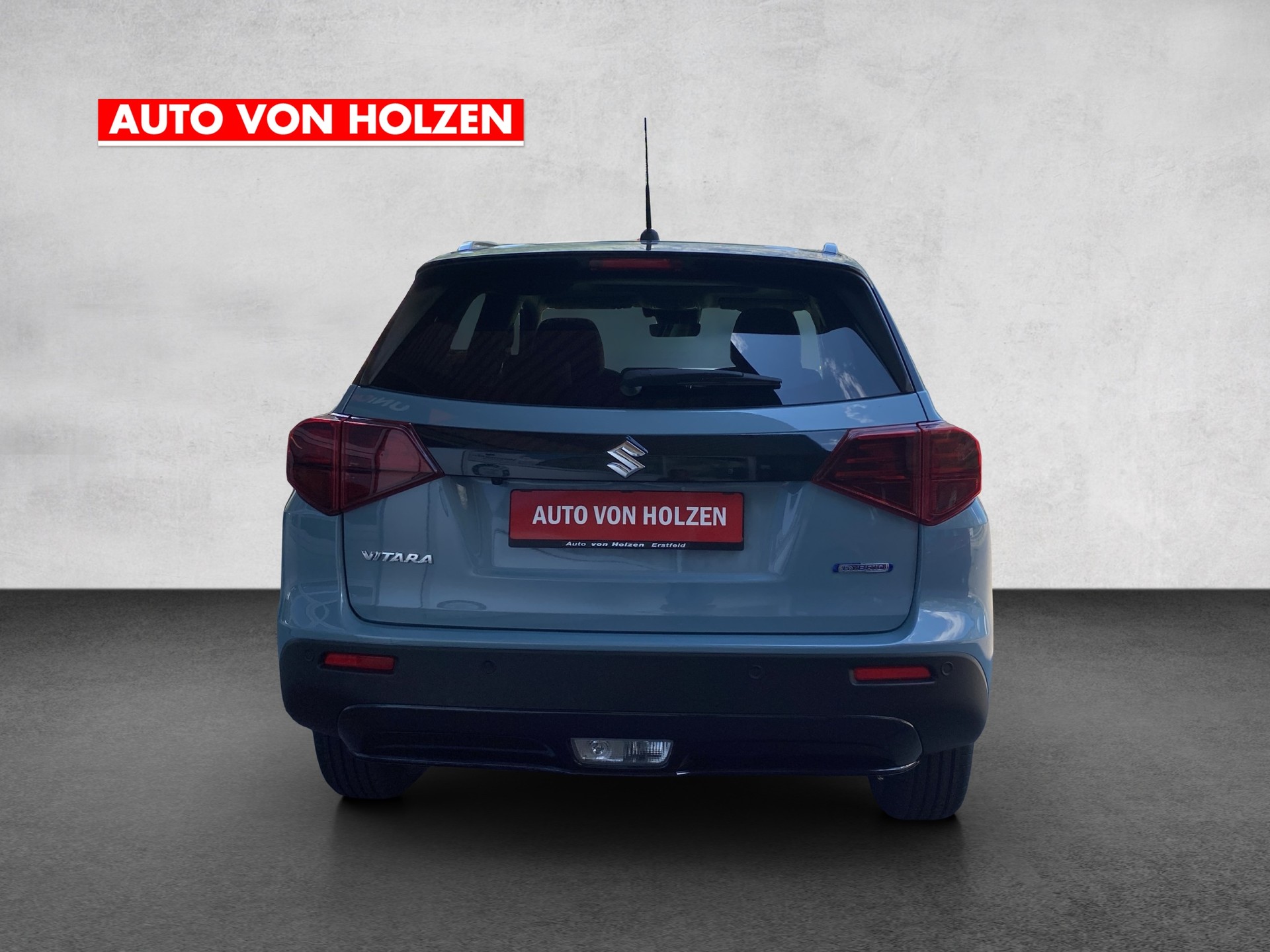 SUZUKI Vitara 1.4 Boosterjet Black Edition Top 4x4 Hybrid Automatic-image-2
