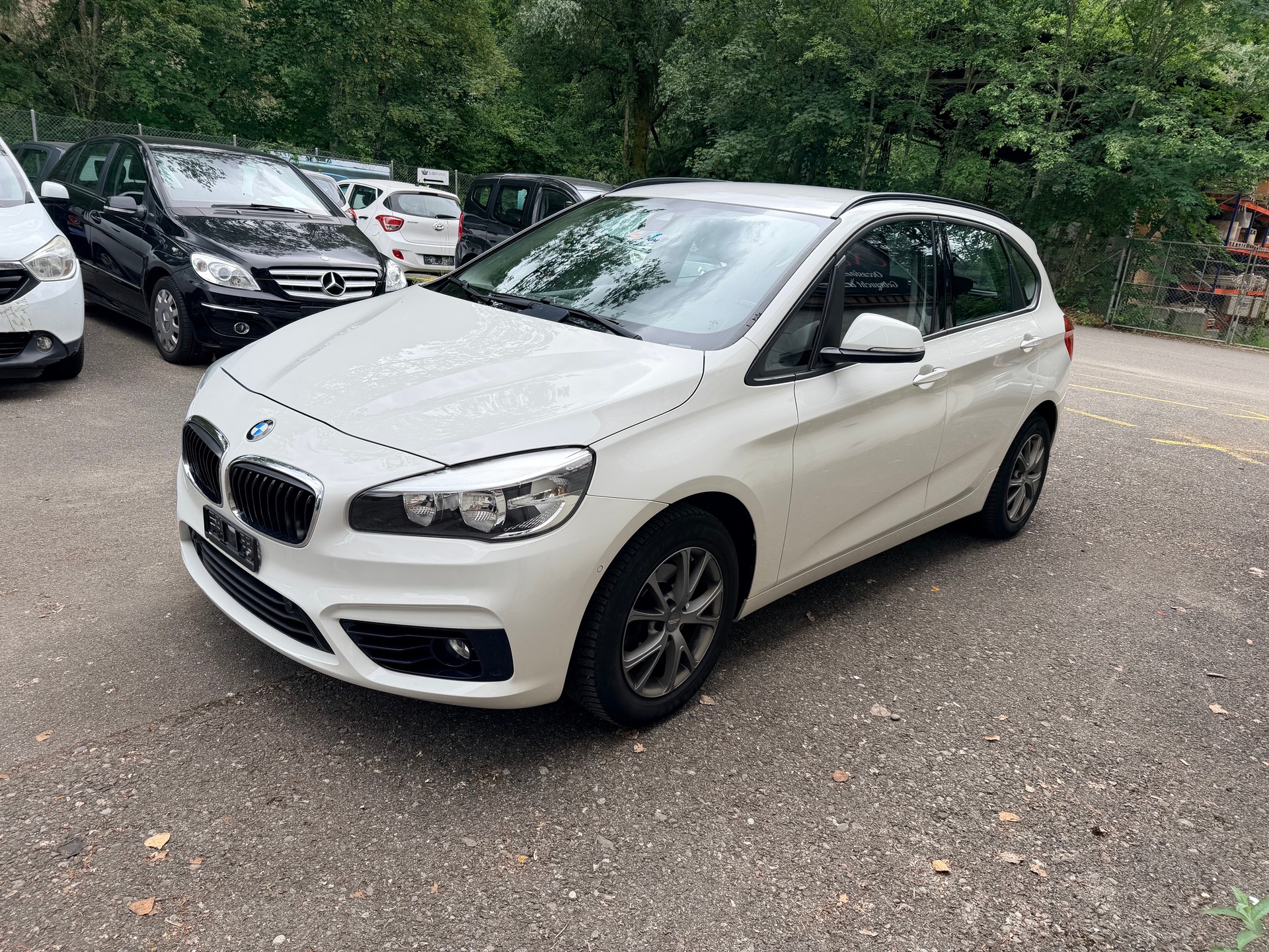 BMW 218d Active Tourer Steptronic-image-2