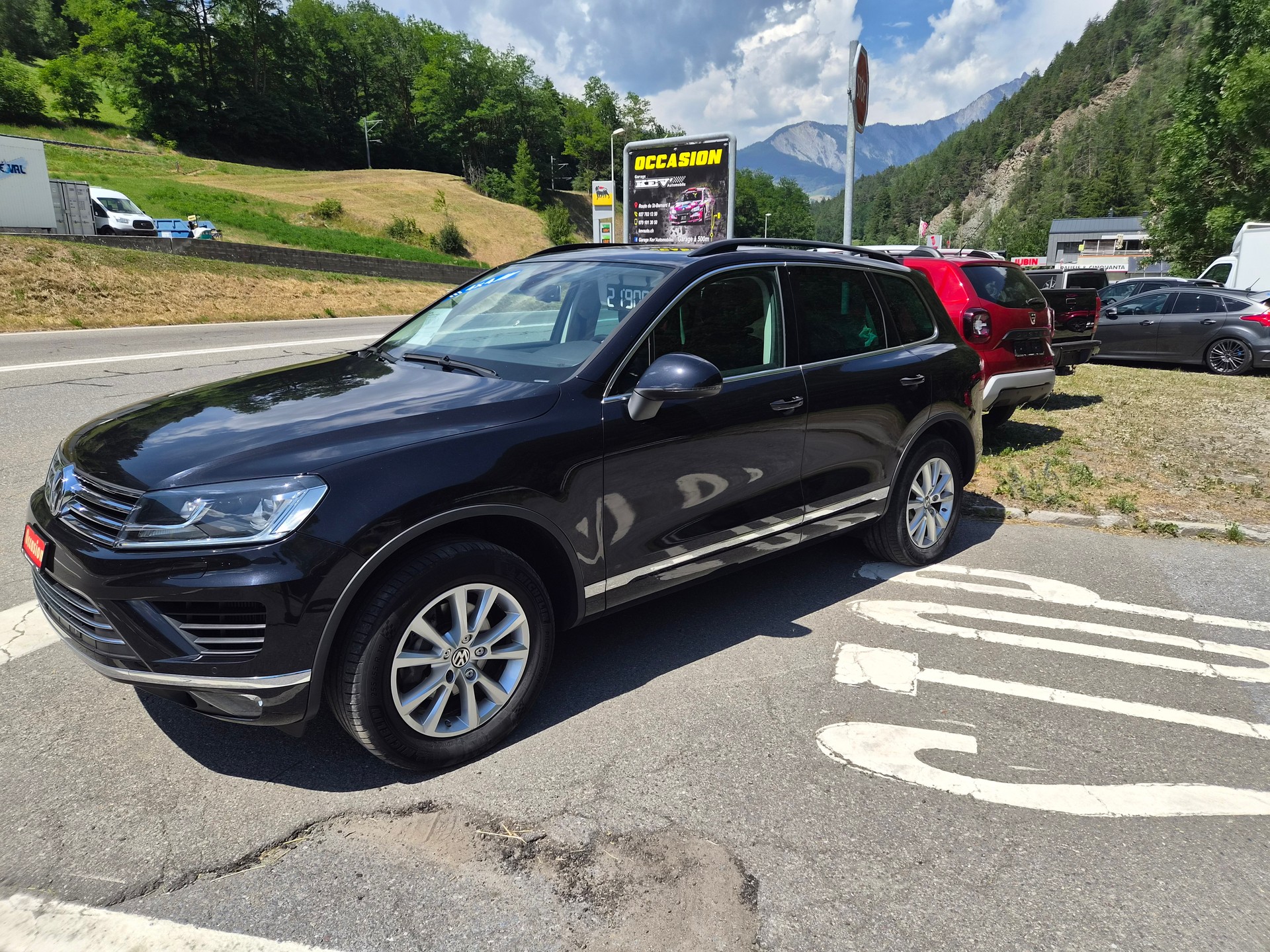 VW Touareg 3.0 TDI BlueMotion Technology Tiptronic-image-2