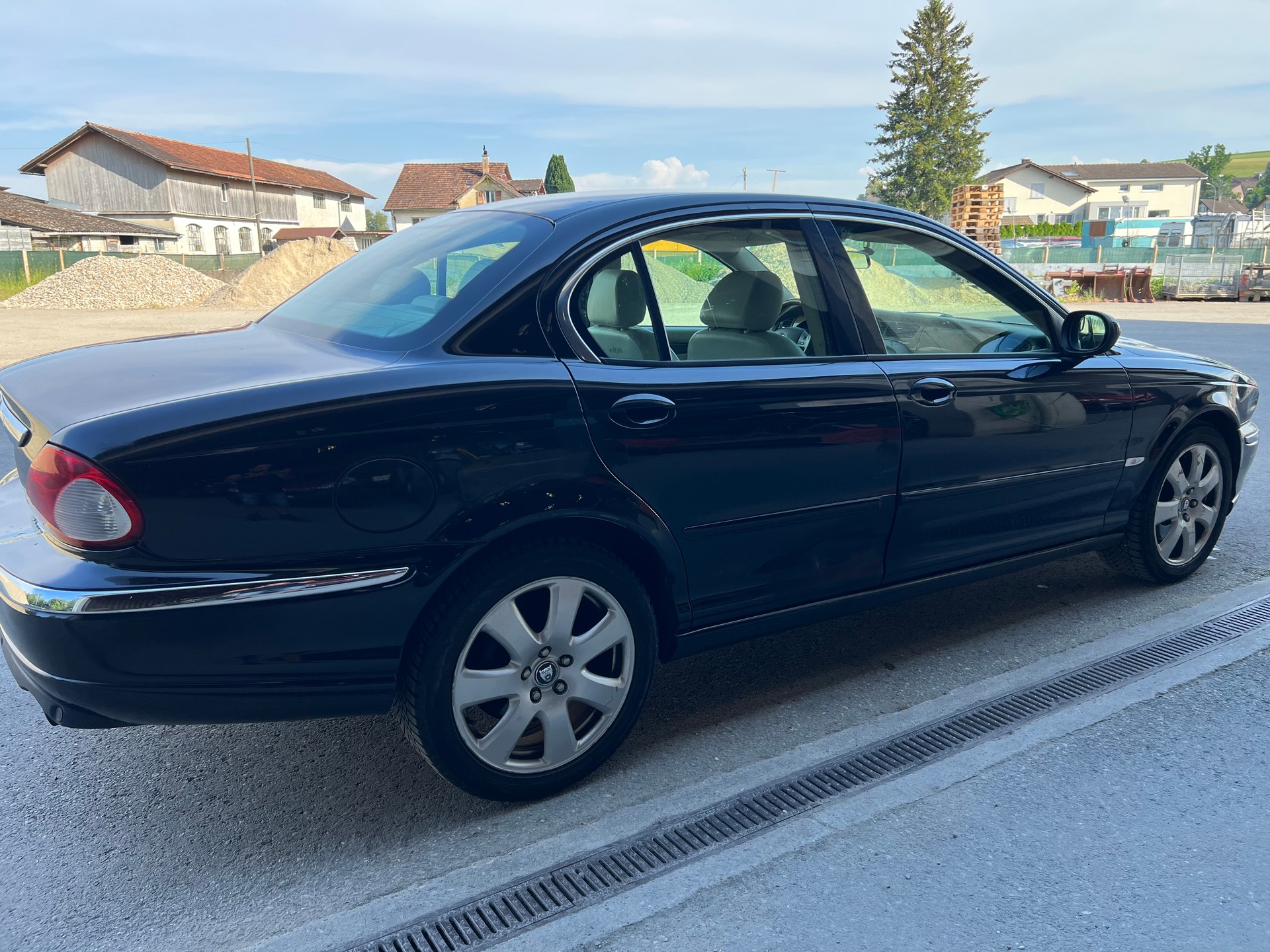 JAGUAR X-Type 3.0 V6 Traction4 Executive-image-4