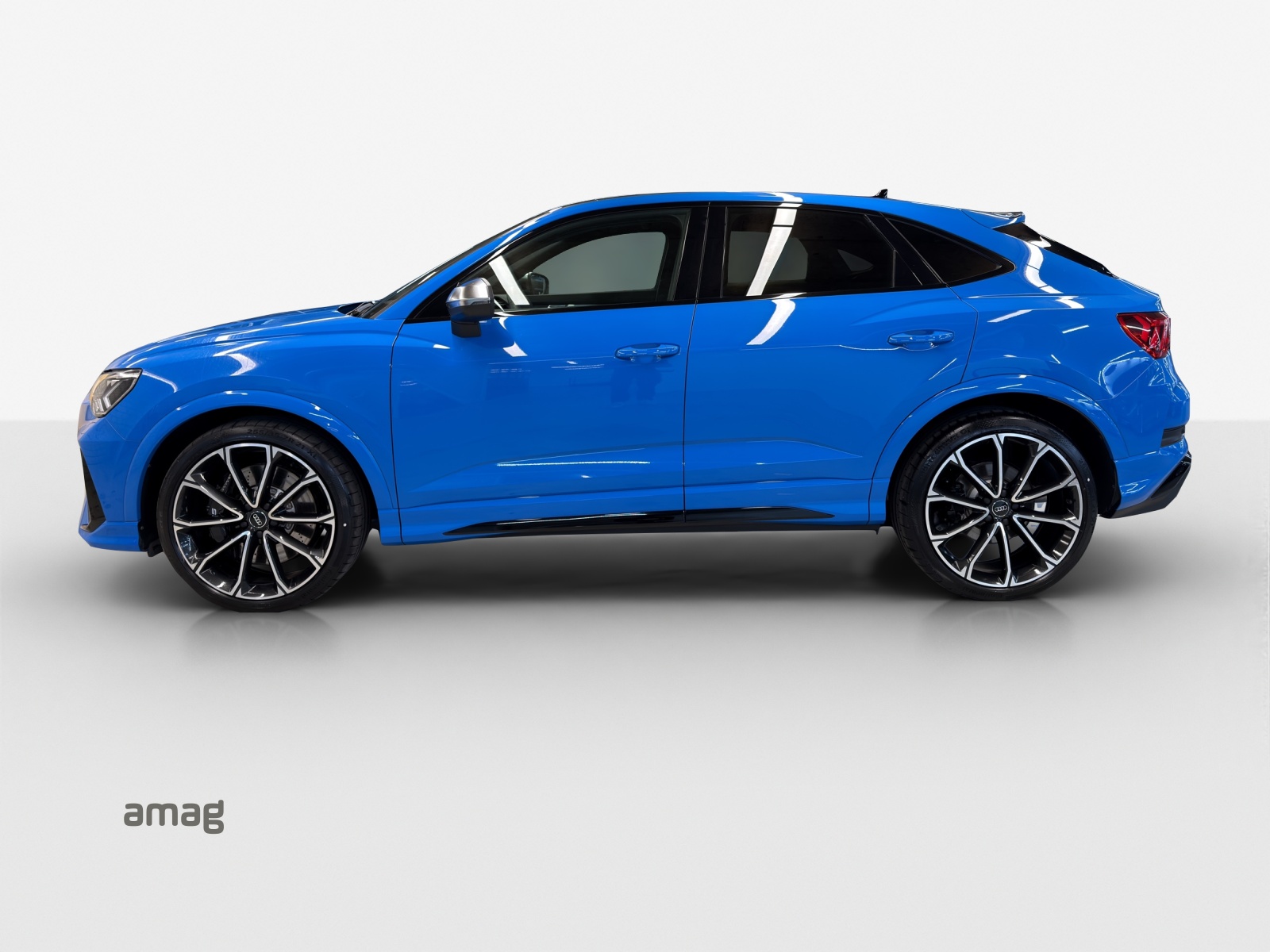 AUDI RS Q3 Sportback quattro S tronic-image-1