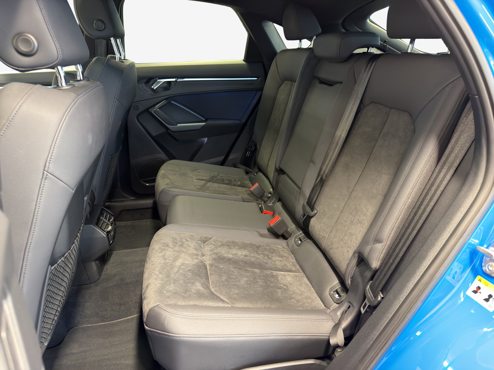 AUDI RS Q3 Sportback quattro S tronic-image-11