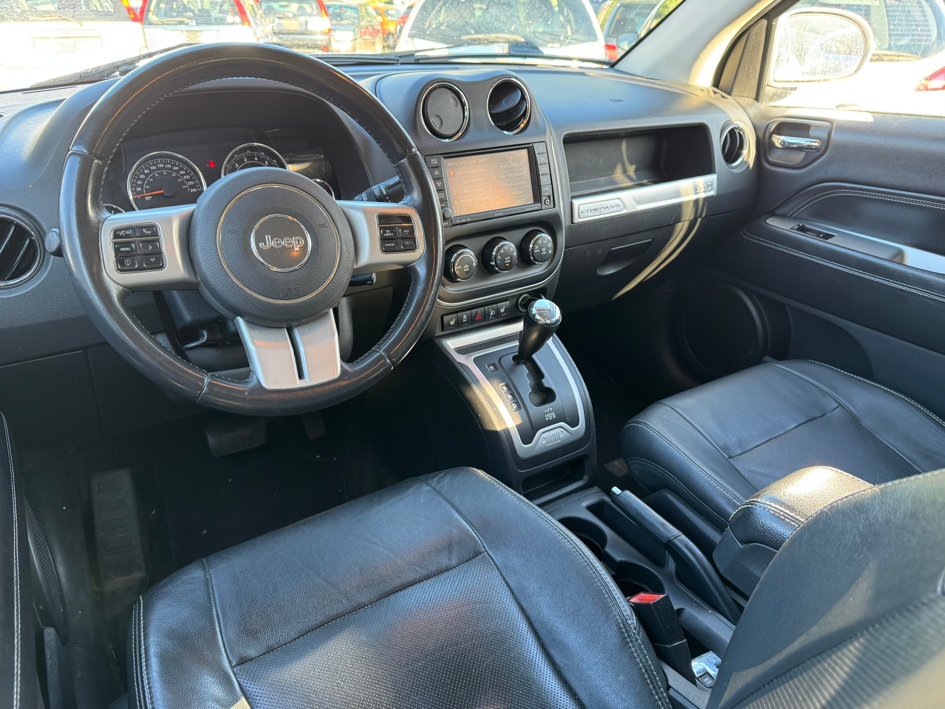 JEEP Compass 2.4 Limited Automatic-image-9