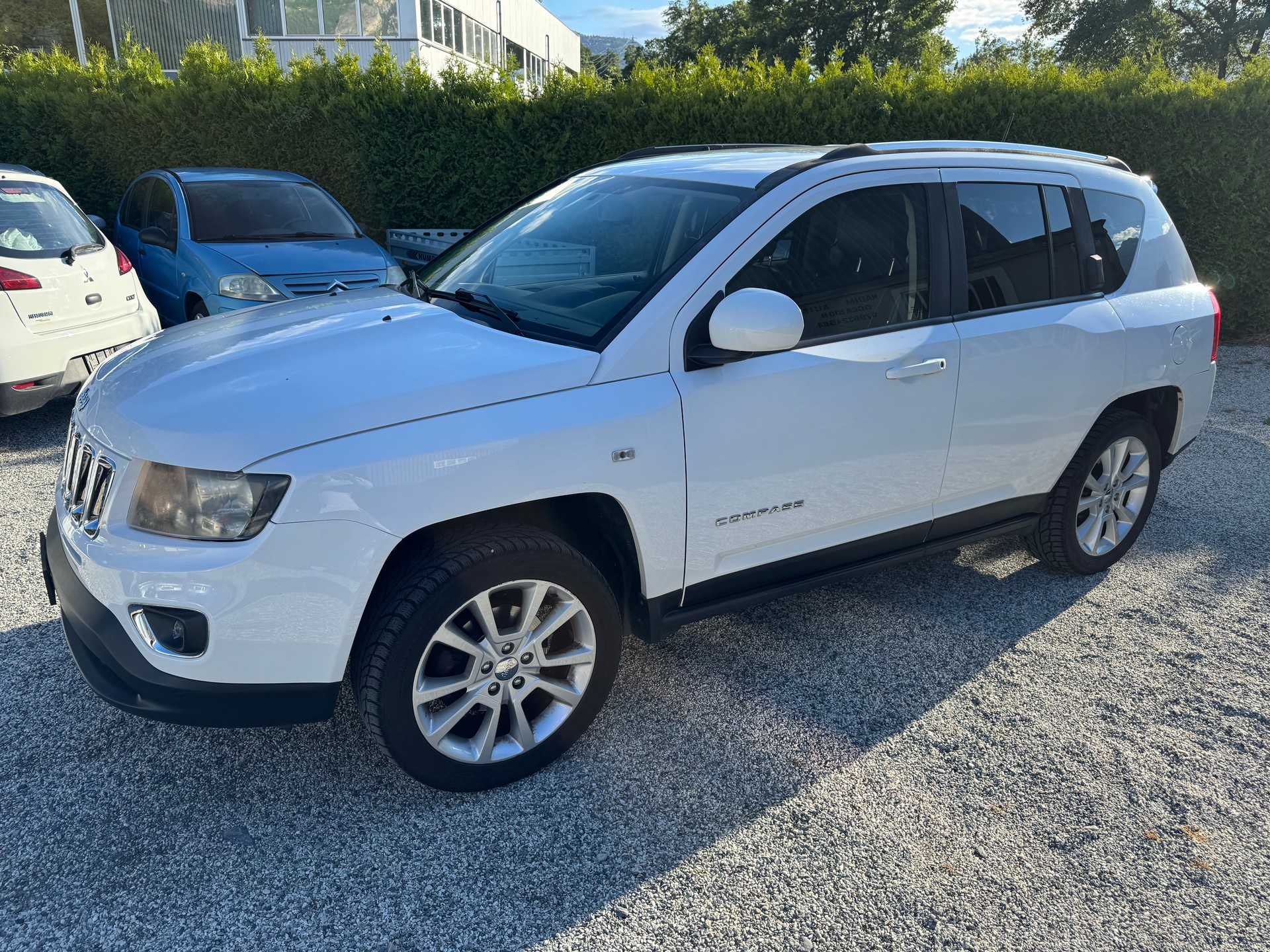 JEEP Compass 2.4 Limited Automatic-image-2