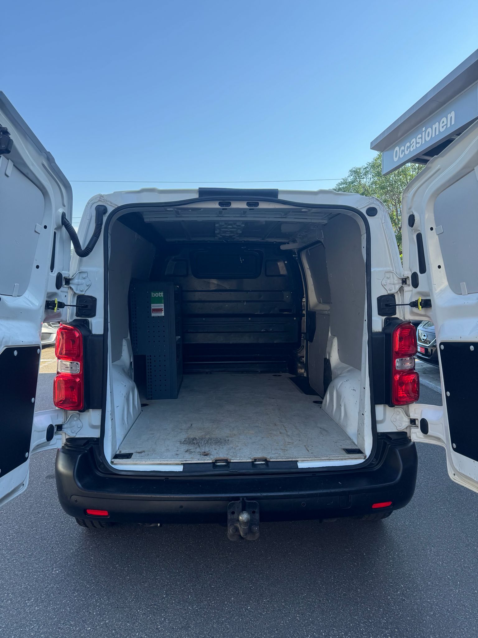 CITROEN Jumpy 2.0 BlueHDi 120 M Attraction-image-5