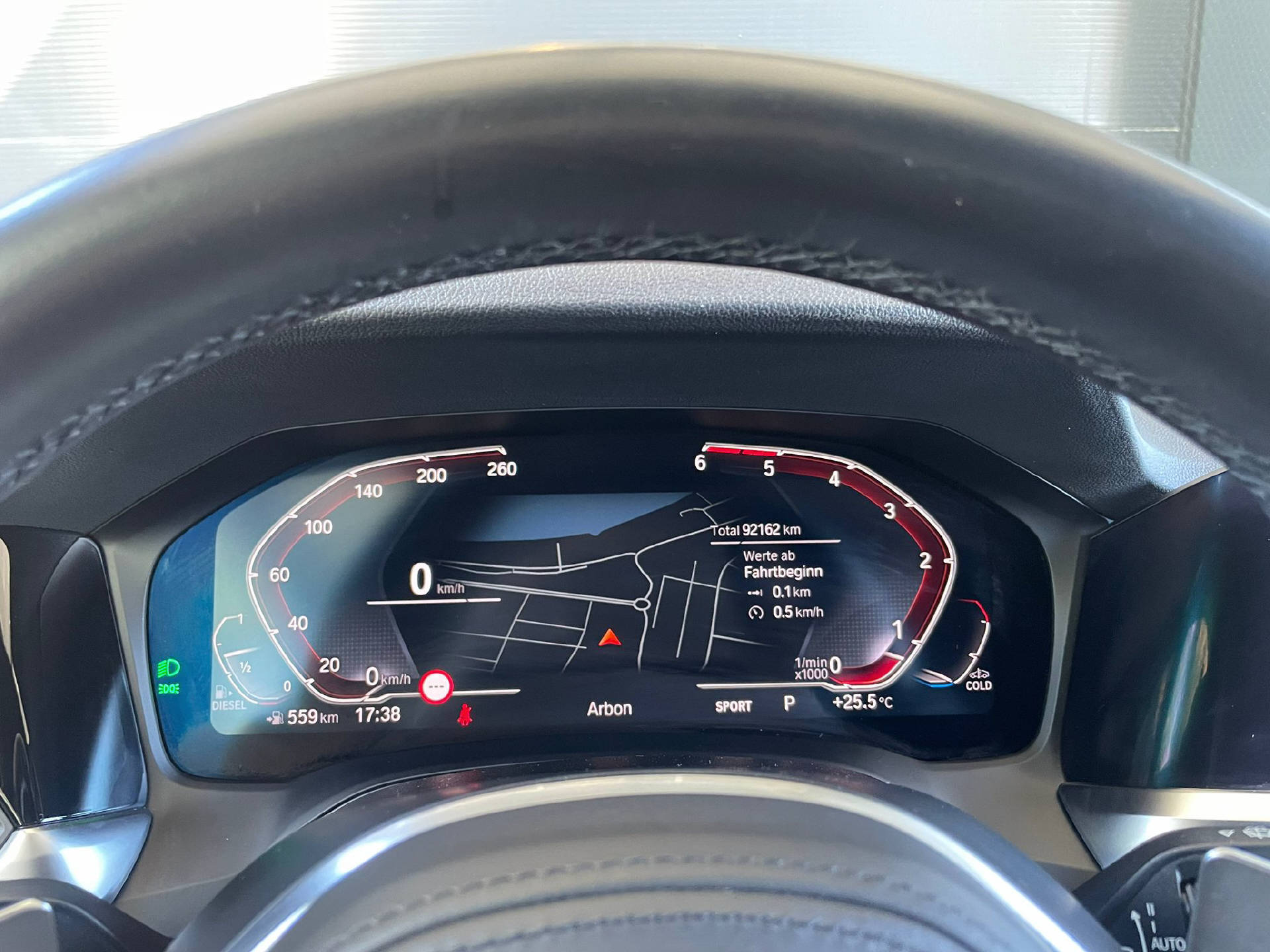BMW 320d xDrive SAG Touring-image-8