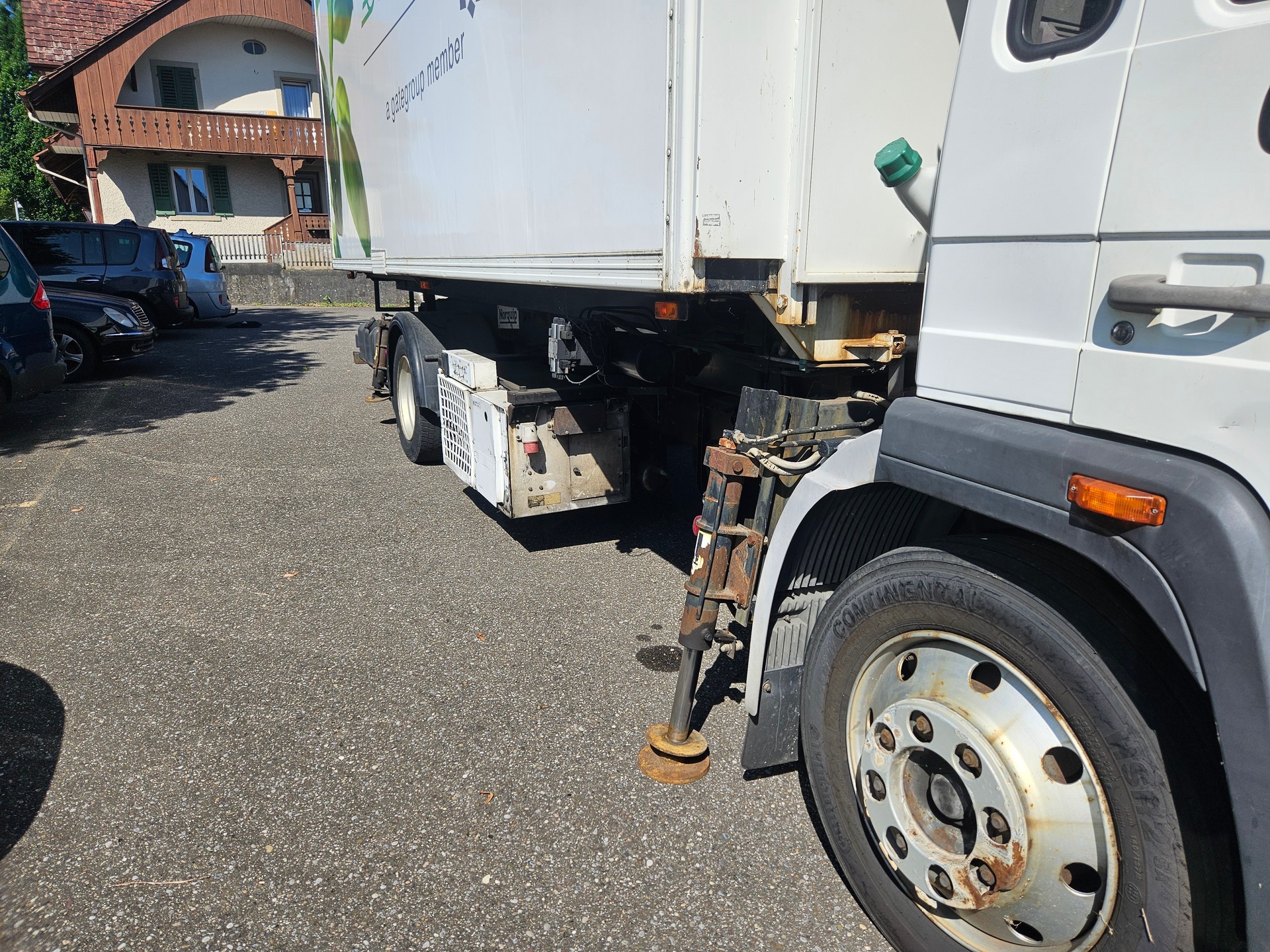 VOLVO FL6 15-image-7