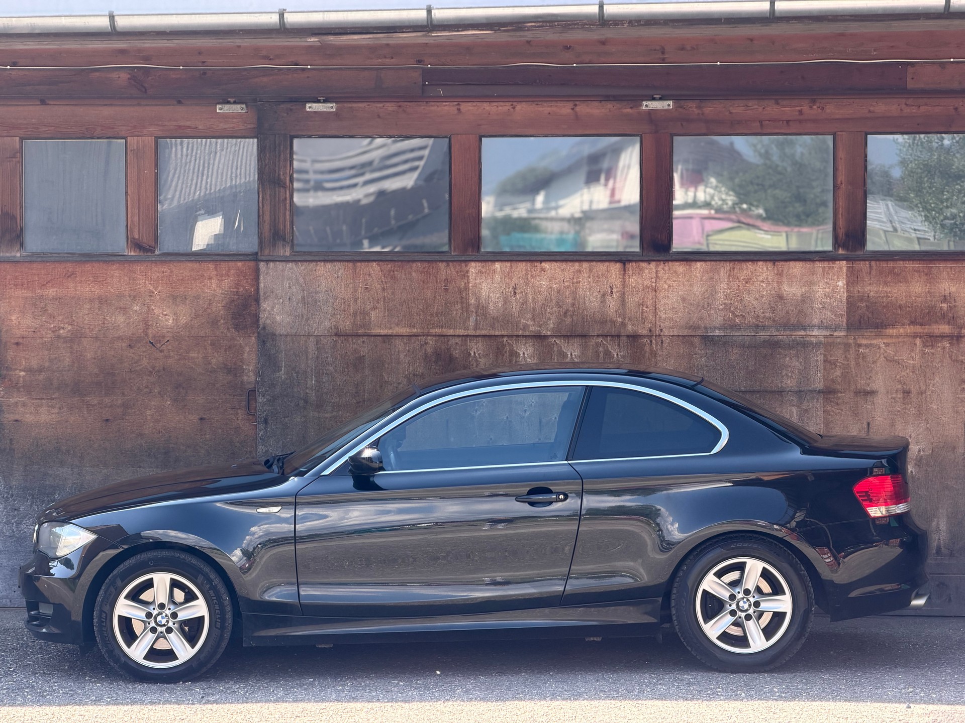BMW 120d Coupé-image-8