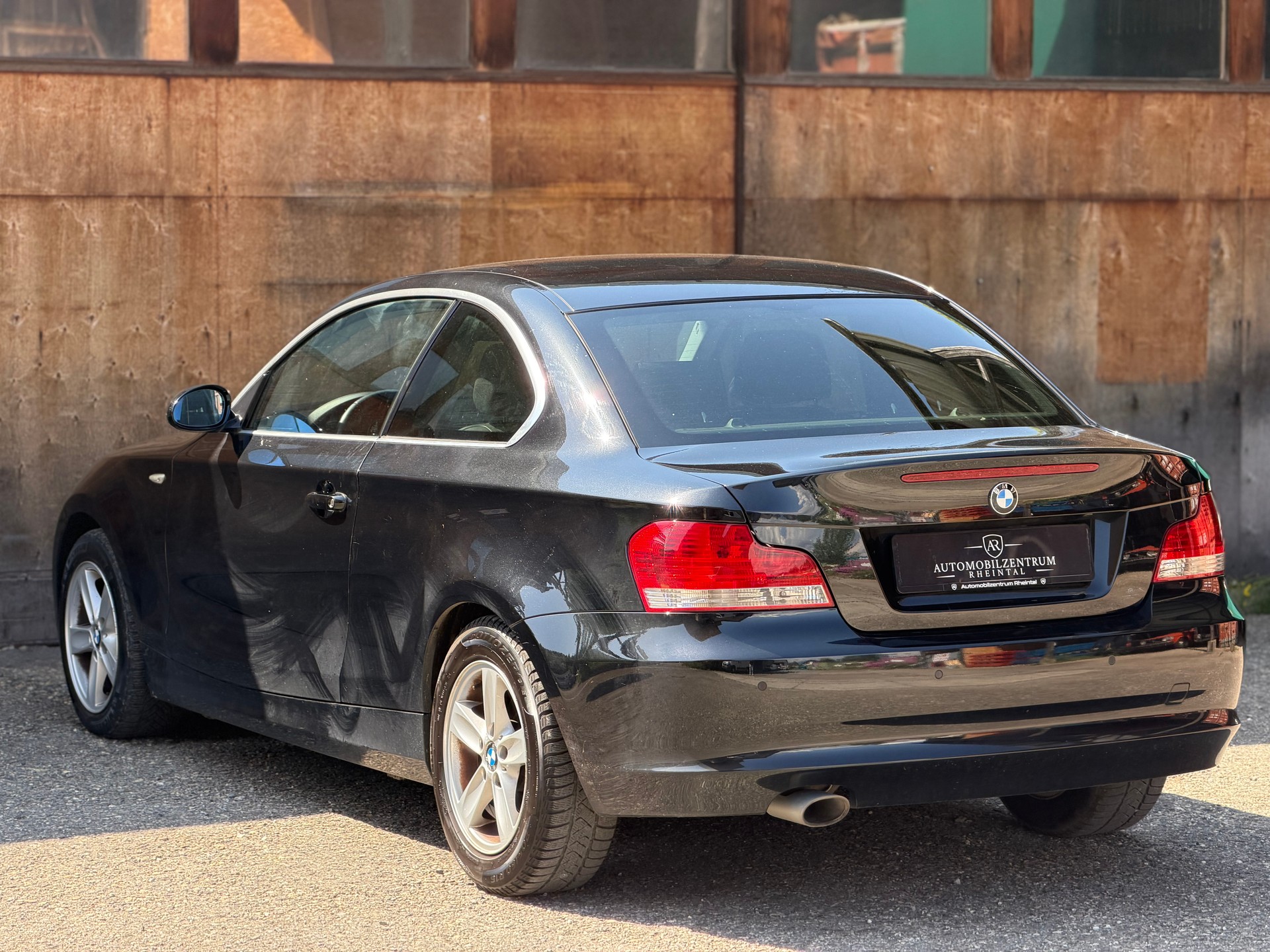 BMW 120d Coupé-image-7