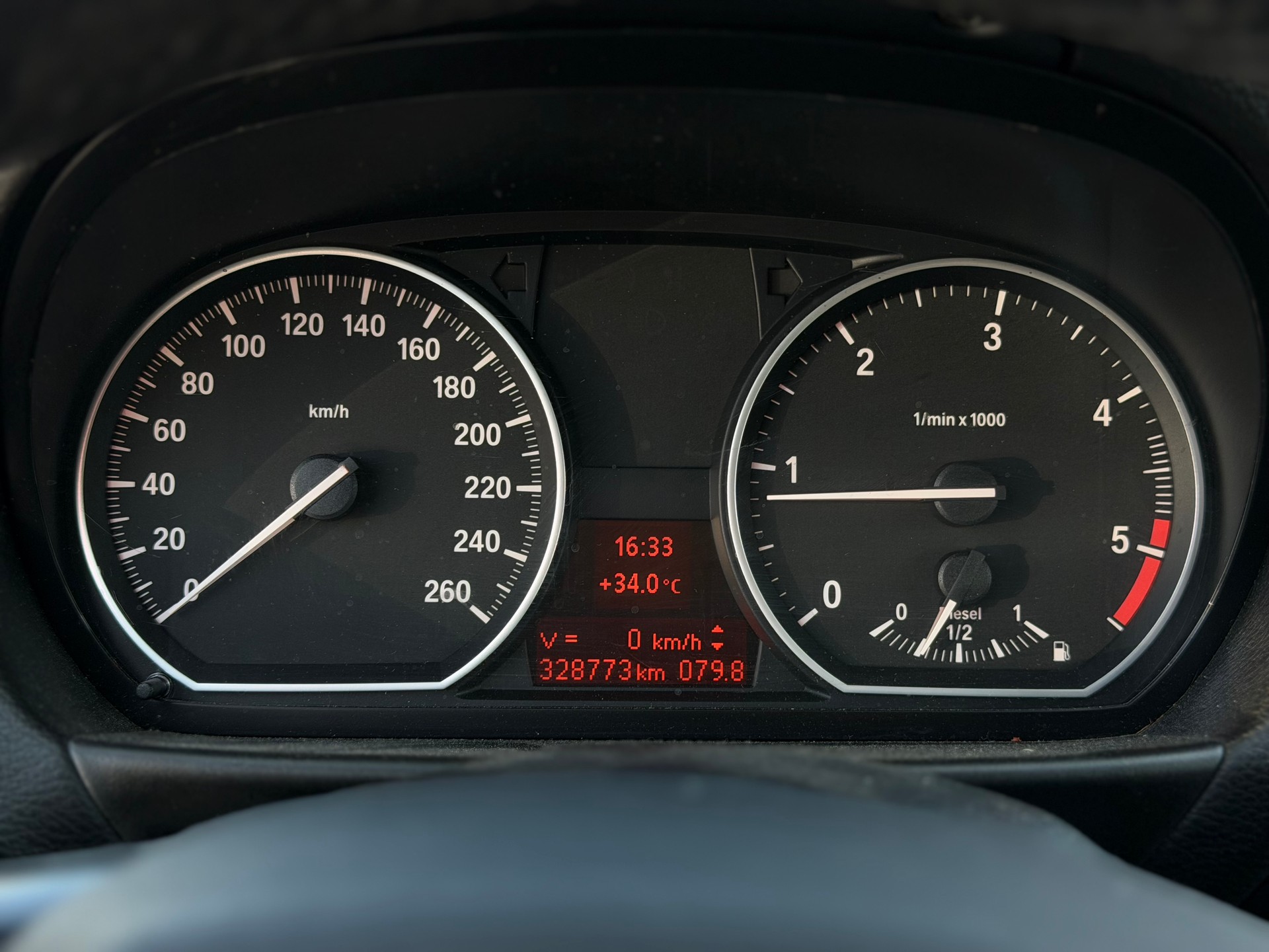 BMW 120d Coupé-image-22