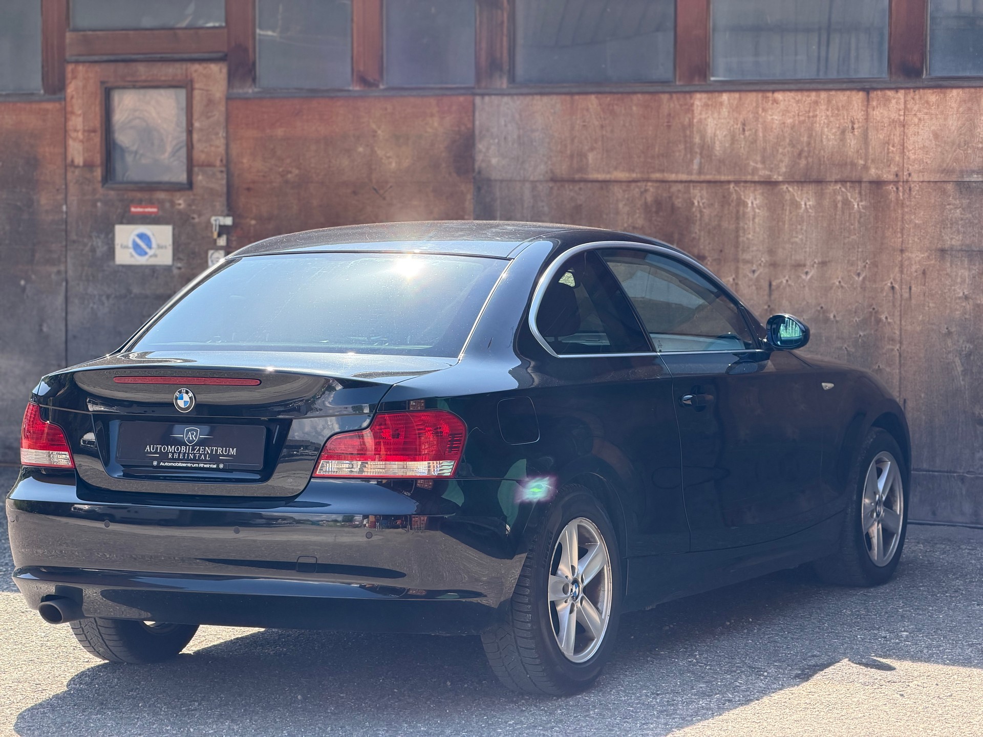 BMW 120d Coupé-image-4