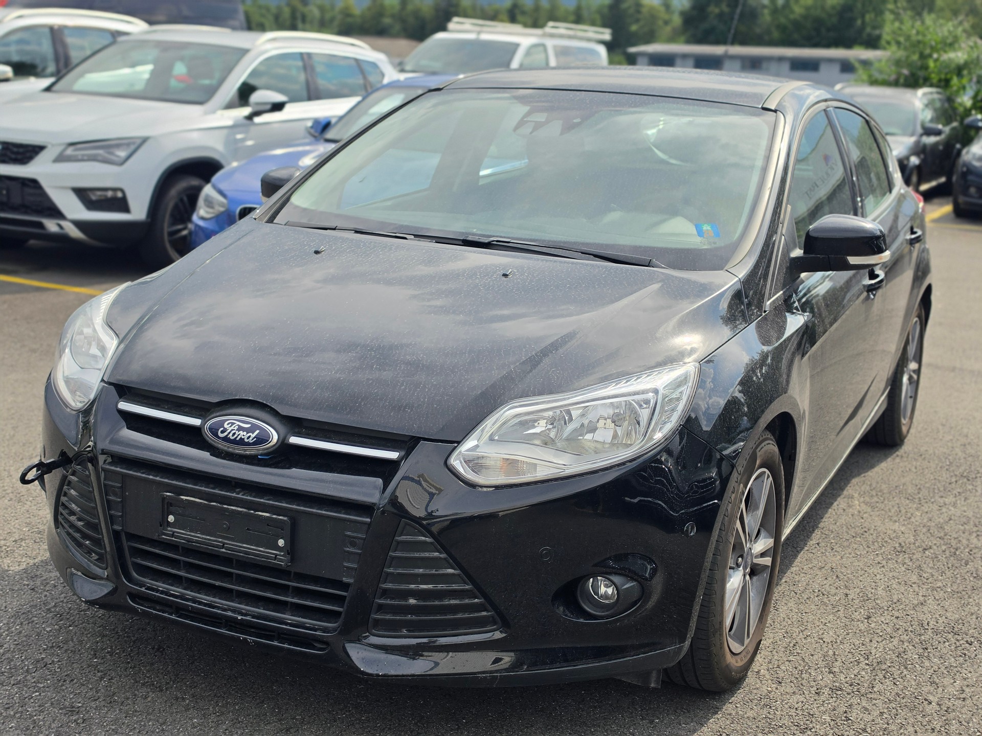 FORD Focus 1.0 SCTi Titanium-image-2