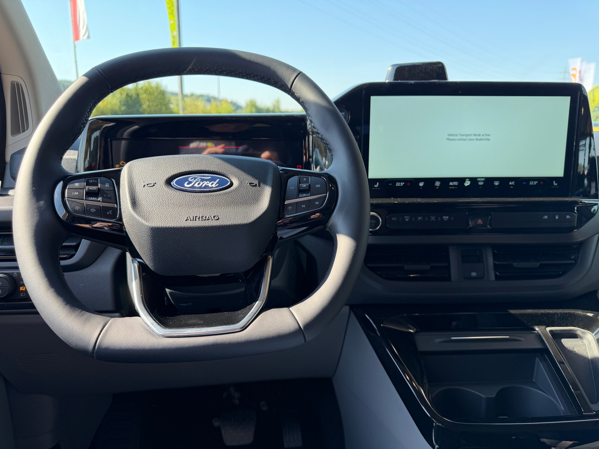 FORD Tourneo Bus 320 L1H1 Sport Automat 4x4-image-8