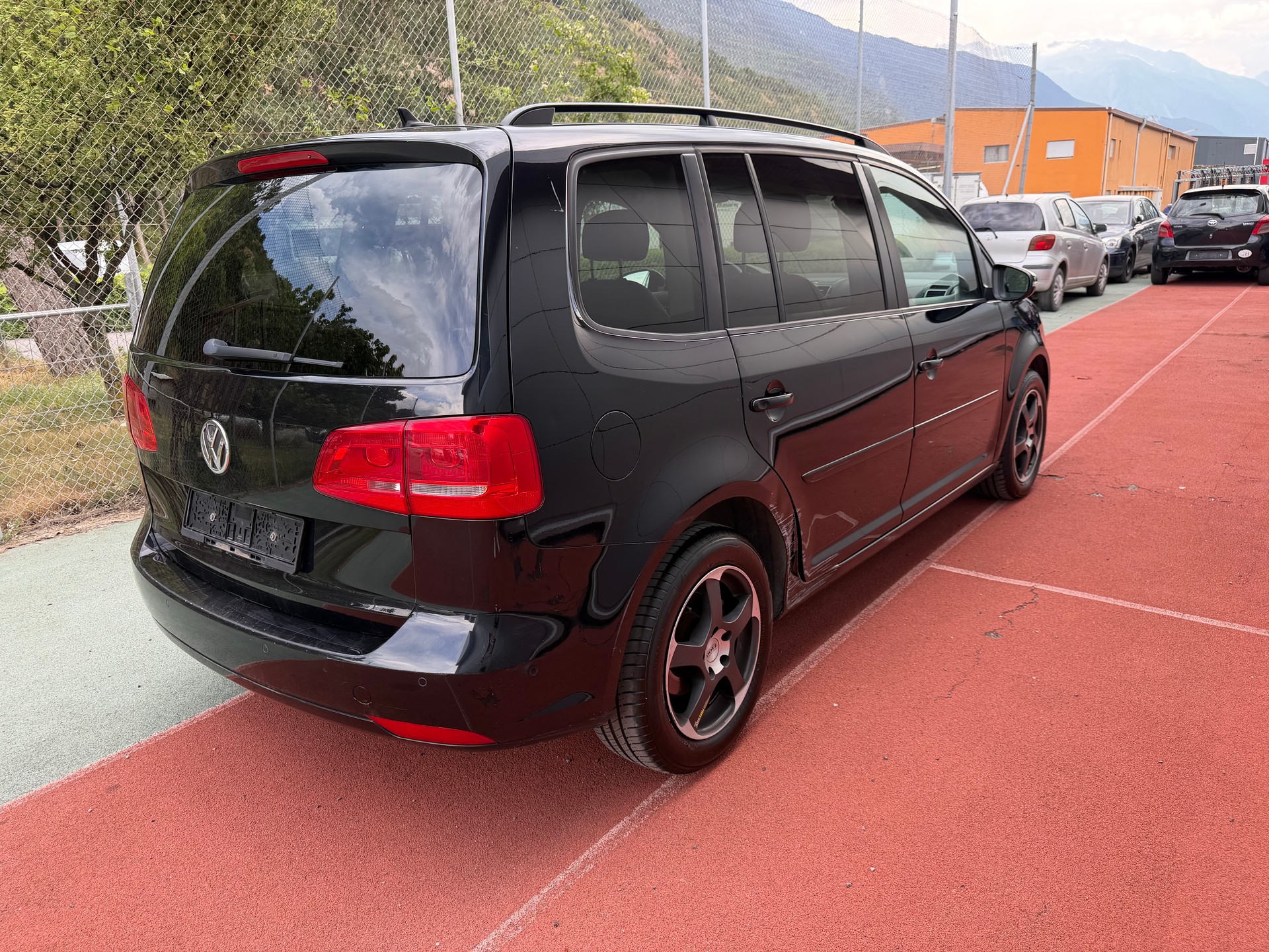 VW Touran 1.4 TSI Trendline-image-3