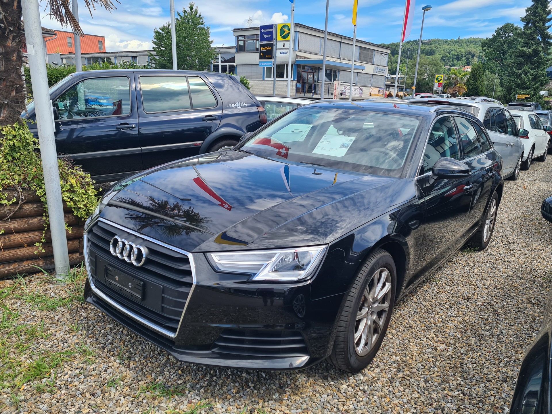 AUDI A4 Avant 2.0 TDI-image-0