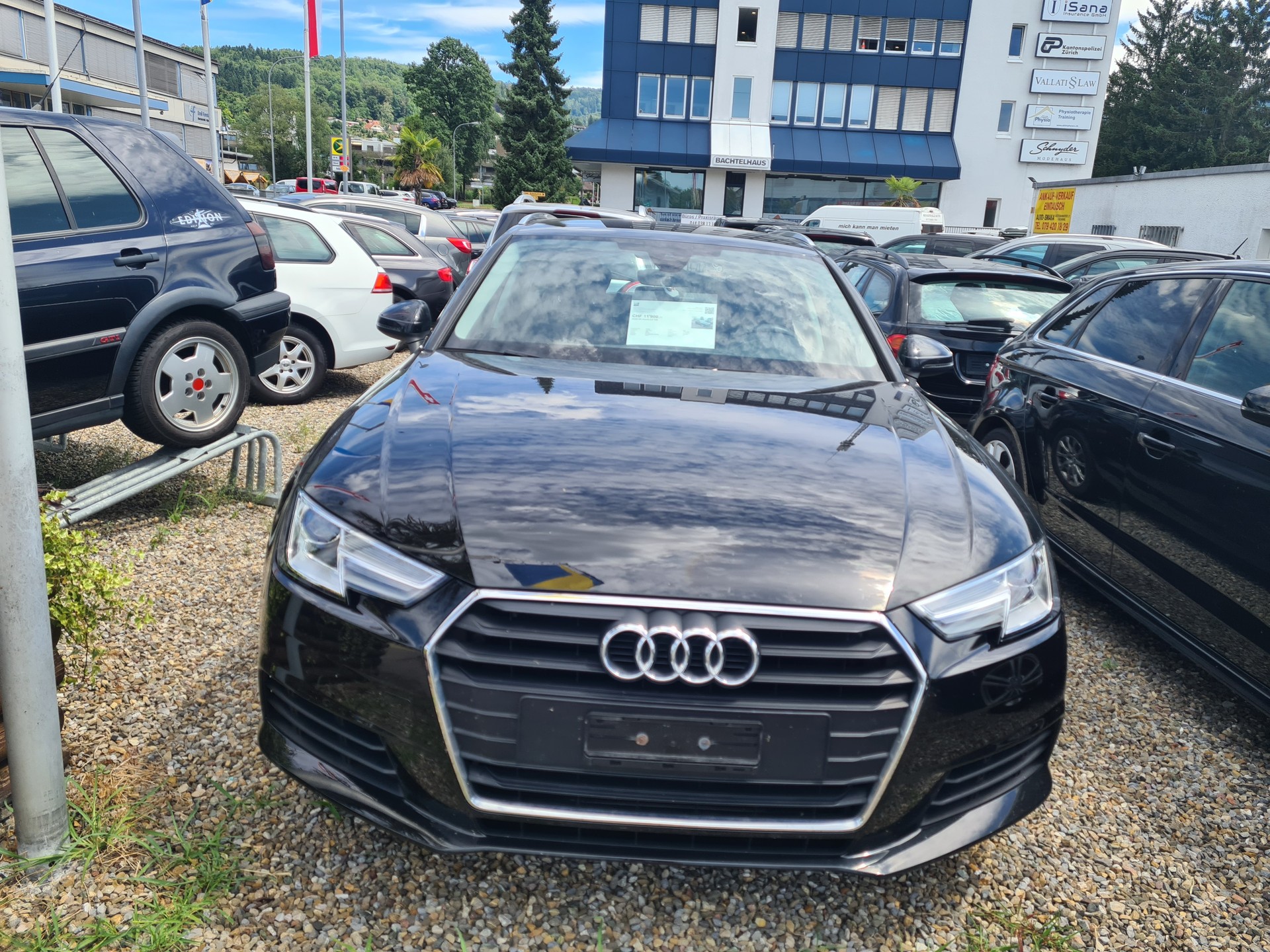 AUDI A4 Avant 2.0 TDI-image-1