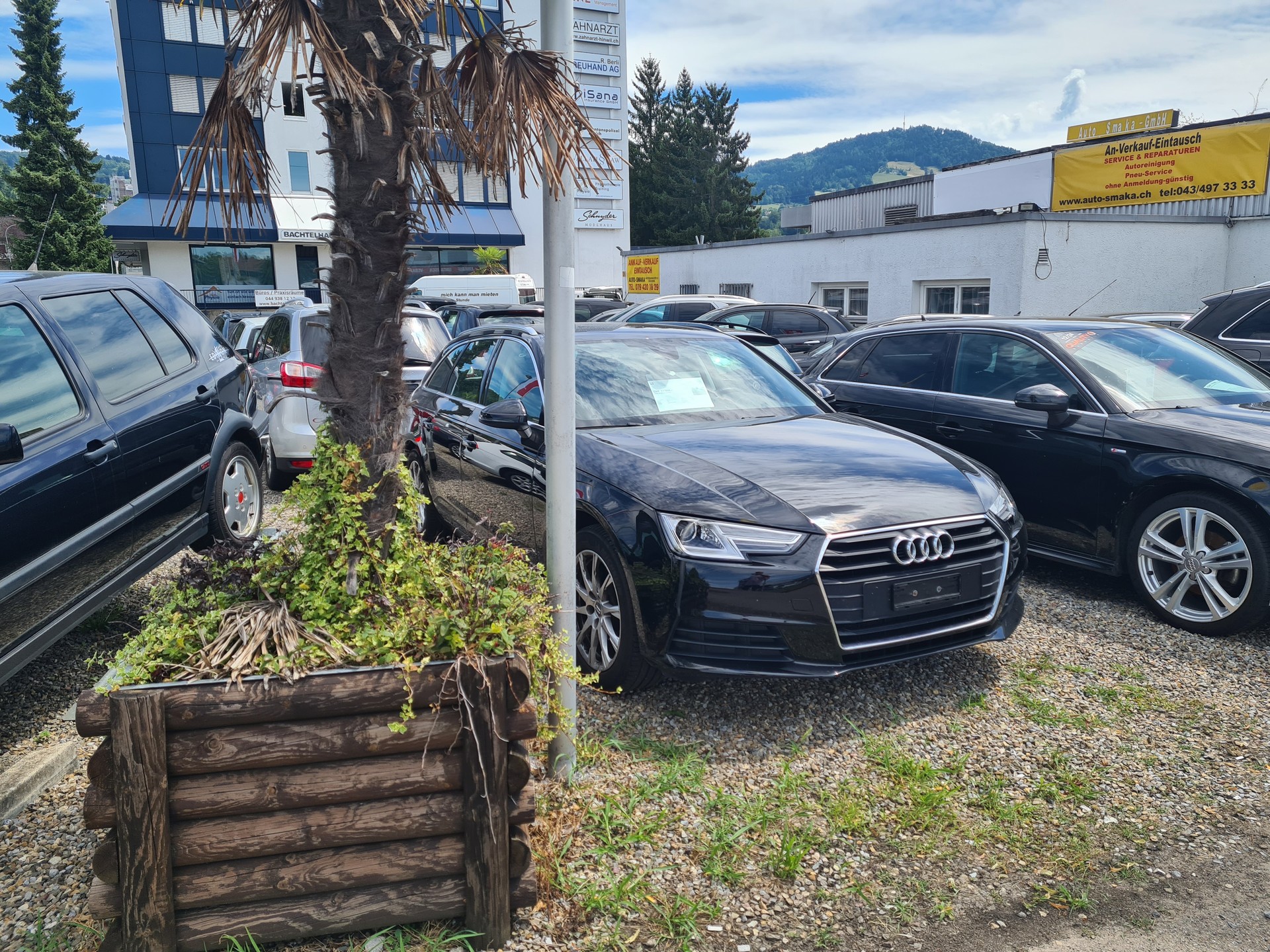 AUDI A4 Avant 2.0 TDI-image-4