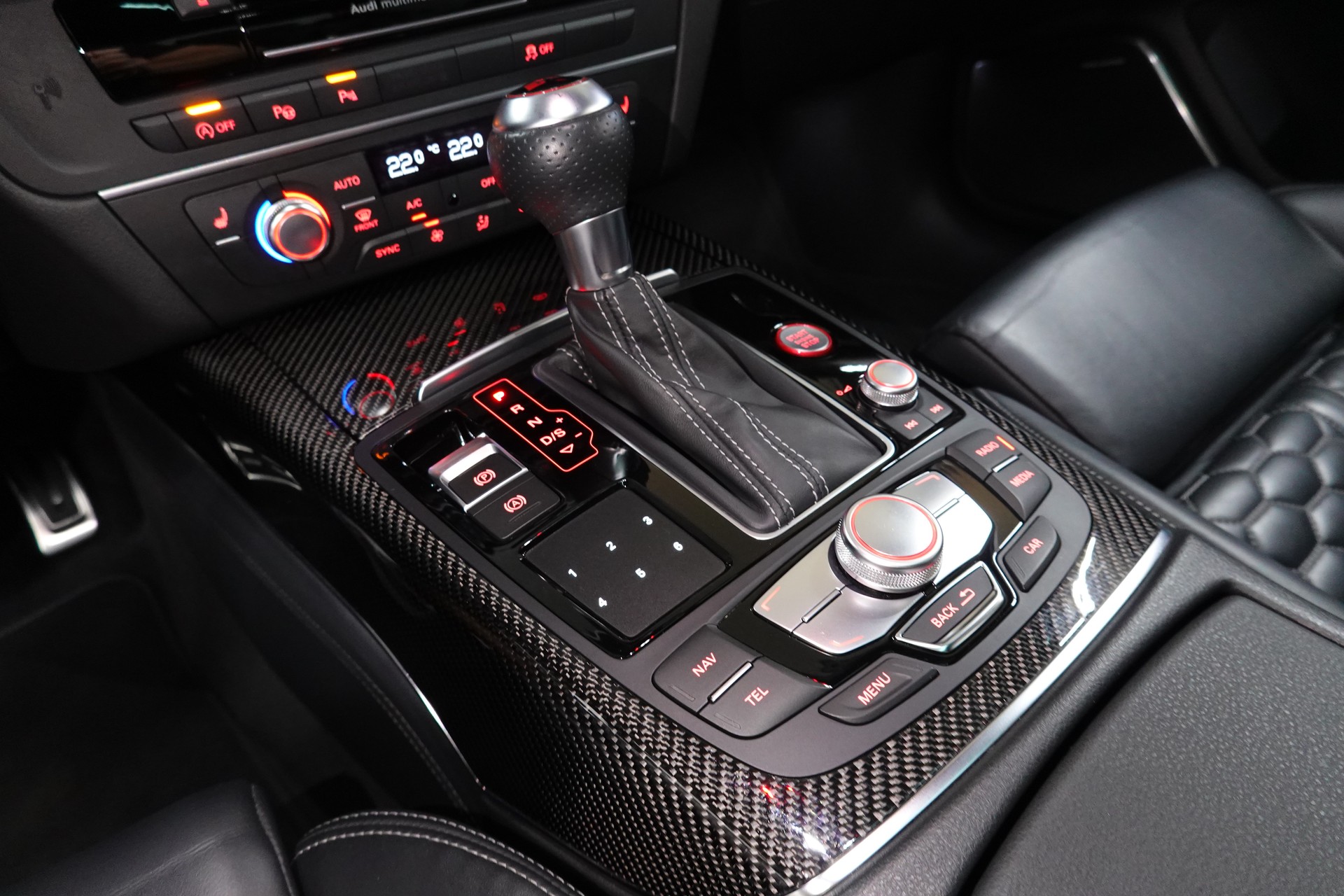 AUDI RS6 AVANT 4.0 TFSI V8 QUATTRO TIPTRONIC FULL ON TOP WOHLFÜHL OASE-image-30