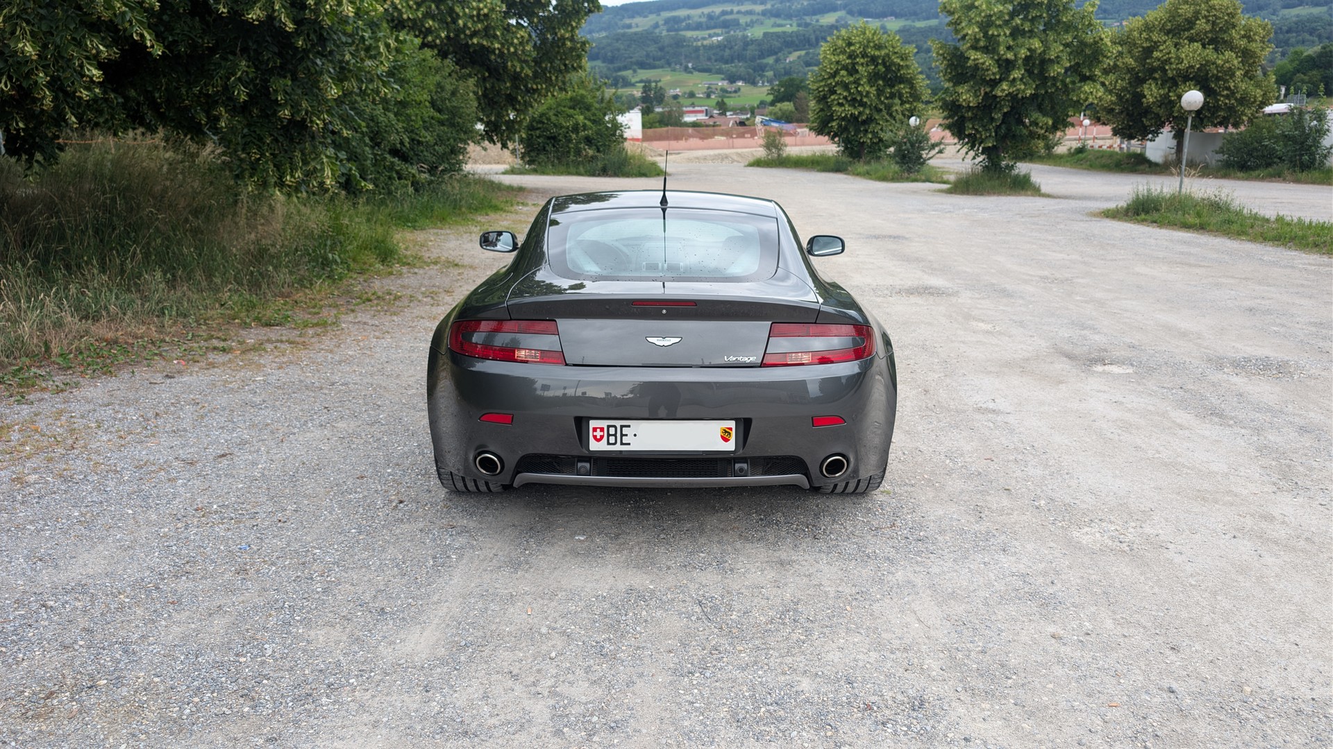 ASTON MARTIN 4.3-image-3