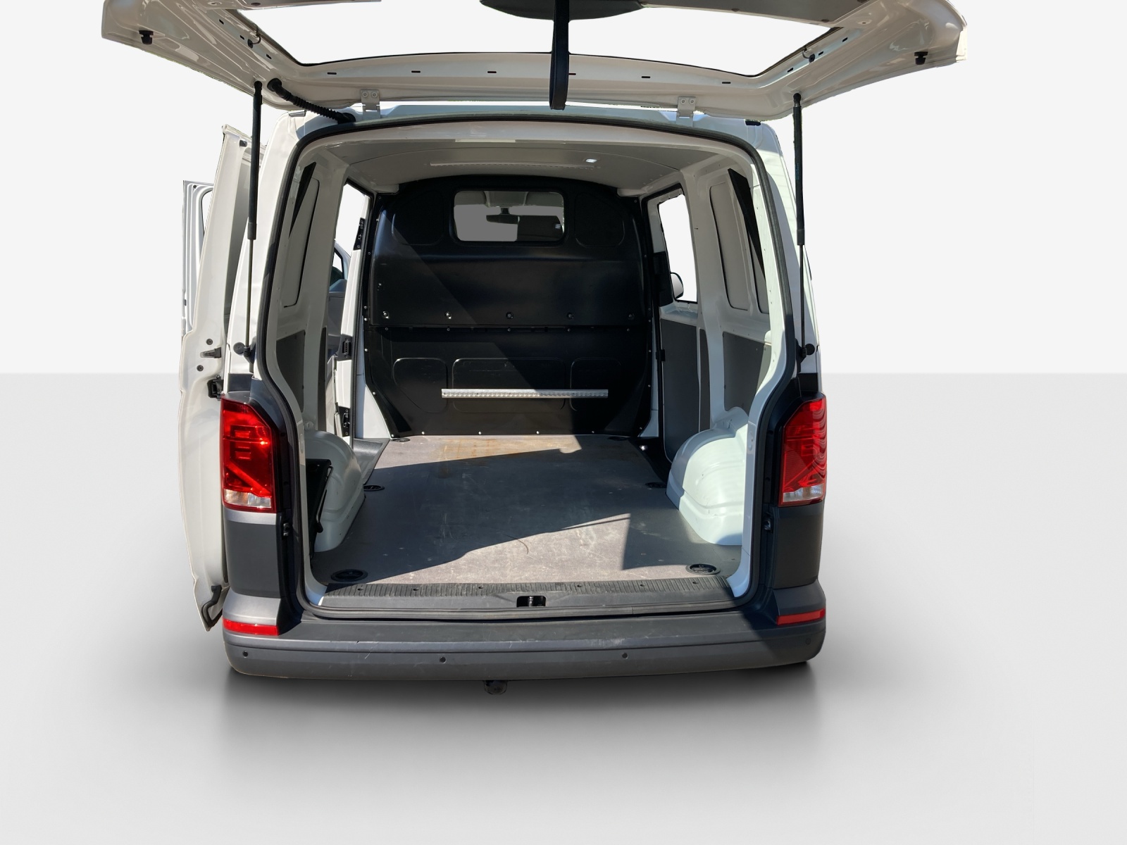 VW T6.1 2.0 TDI-image-12