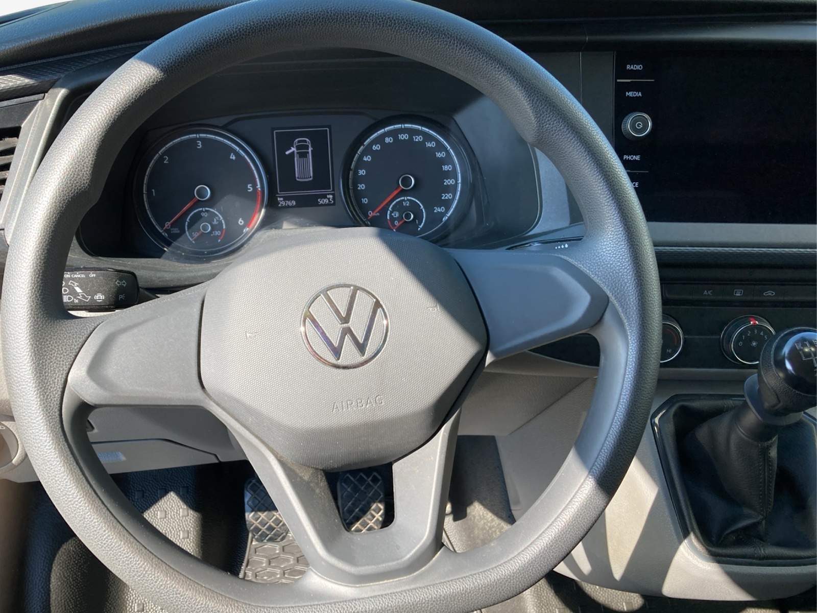 VW T6.1 2.0 TDI-image-9