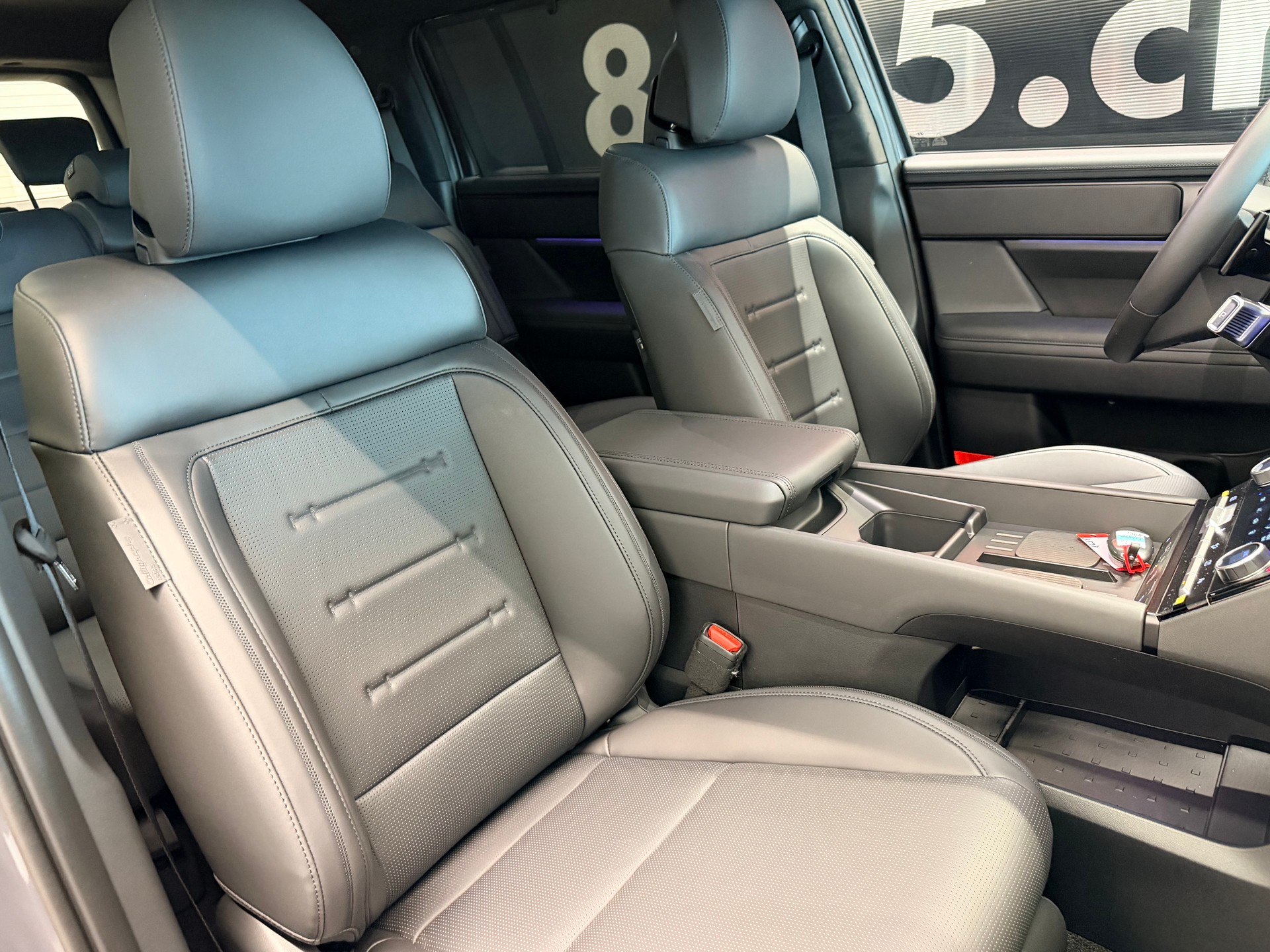 HYUNDAI Santa Fe 1.6 T-GDi PHEV Calligraphy 4WD Automatic-image-23