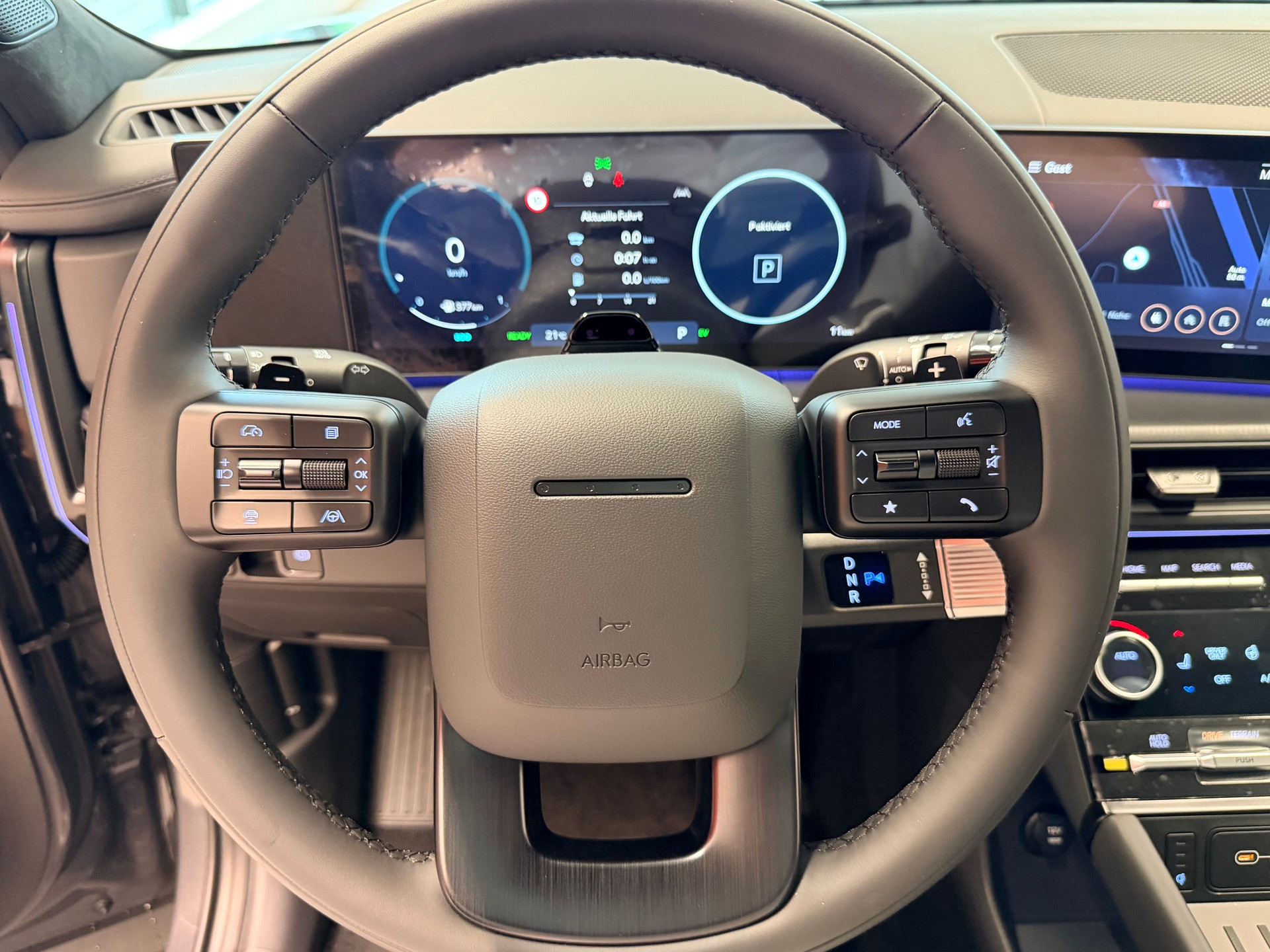 HYUNDAI Santa Fe 1.6 T-GDi PHEV Calligraphy 4WD Automatic-image-27
