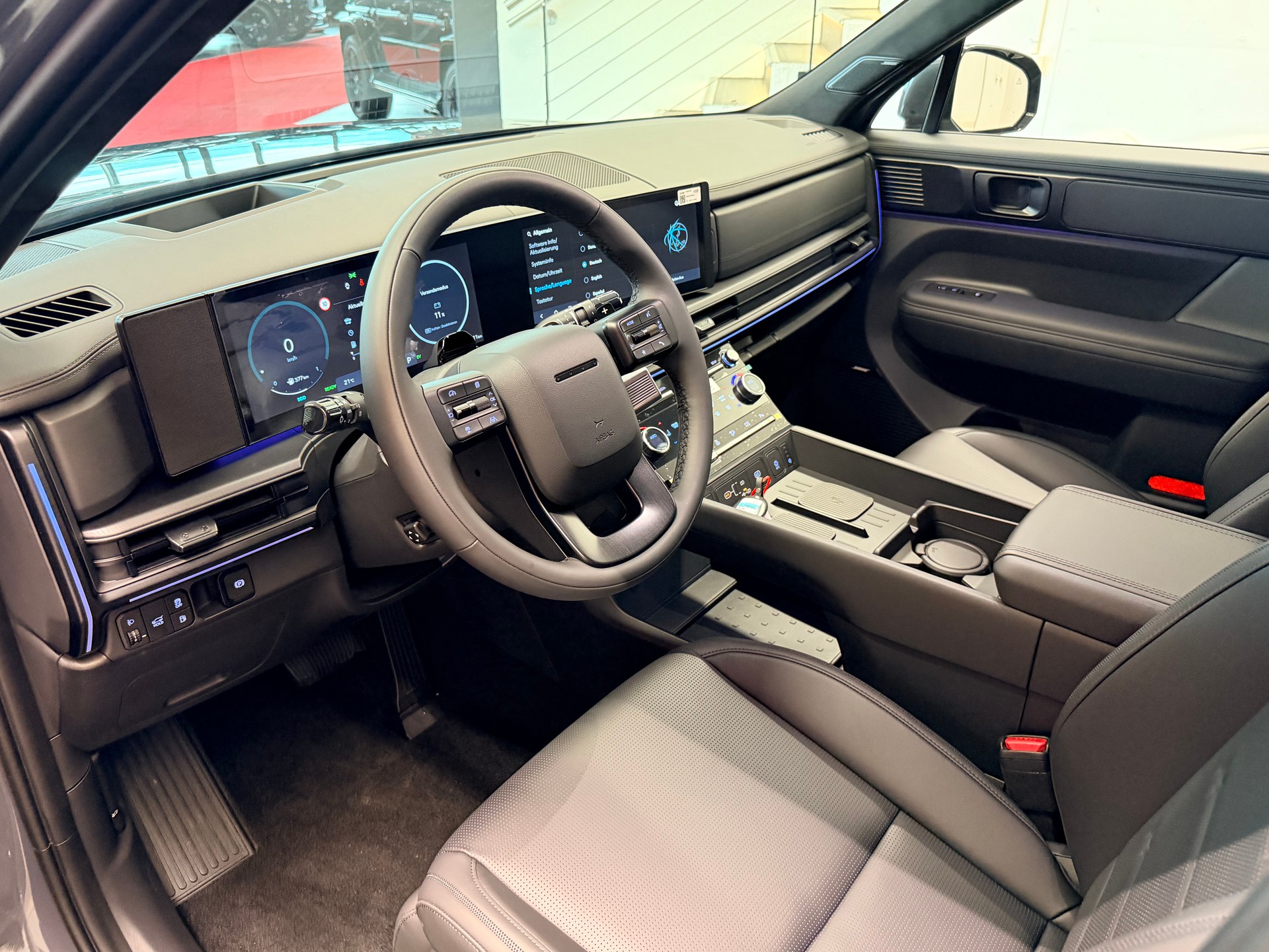 HYUNDAI Santa Fe 1.6 T-GDi PHEV Calligraphy 4WD Automatic-image-11