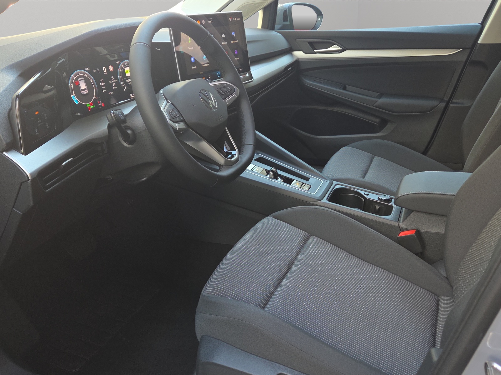 VW Golf 1.5 e TSI mHEV Value DSG-image-5